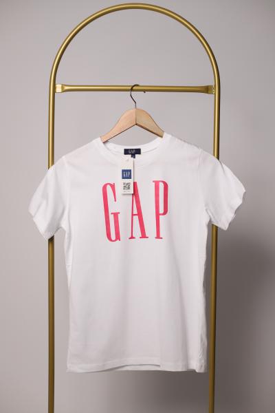 Beyaz Üzeri Pembe Gap Baskılı Yetişkin T-shirt