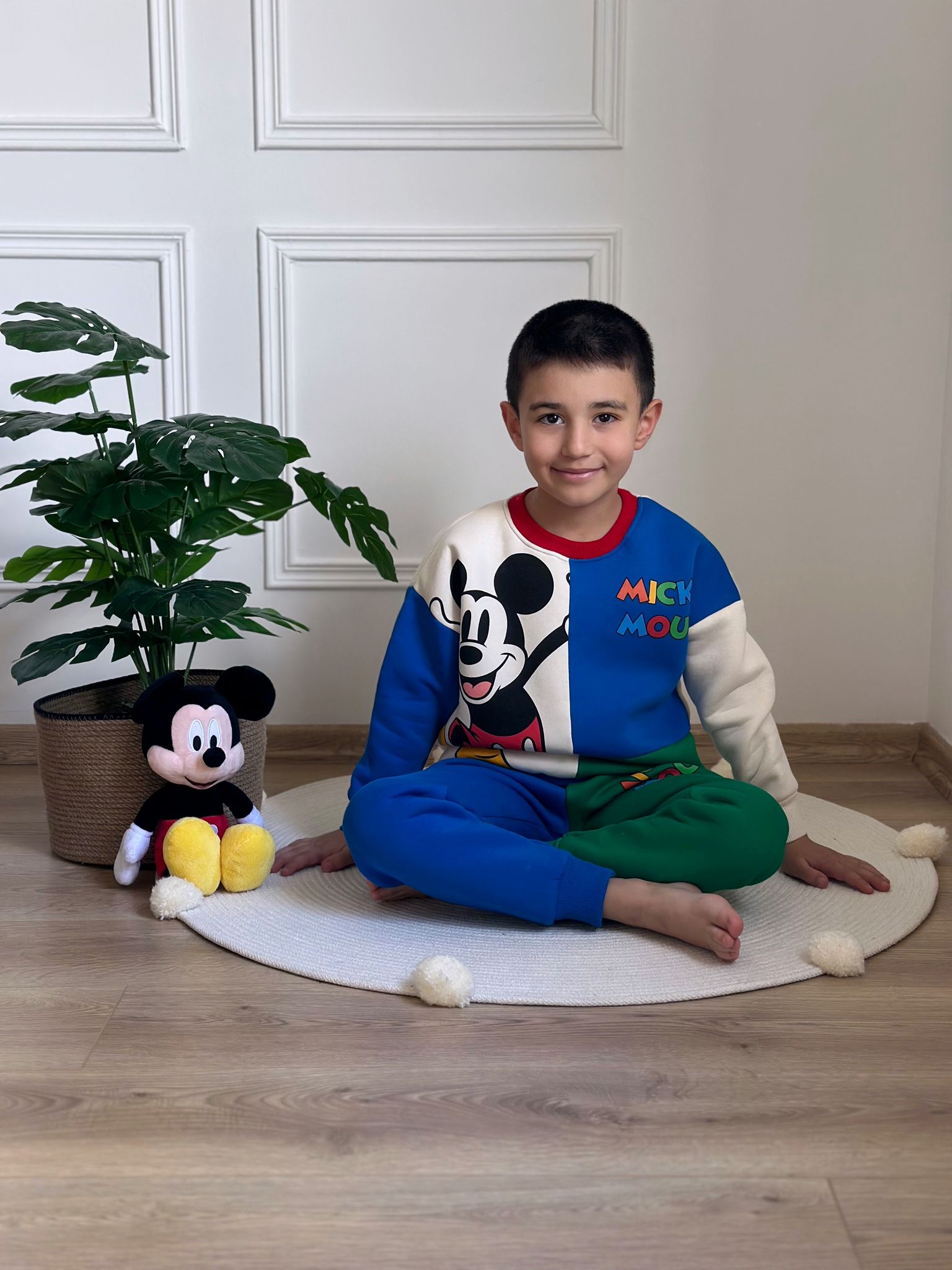 Renkli Mickey Mouse Eşofman Takımı
