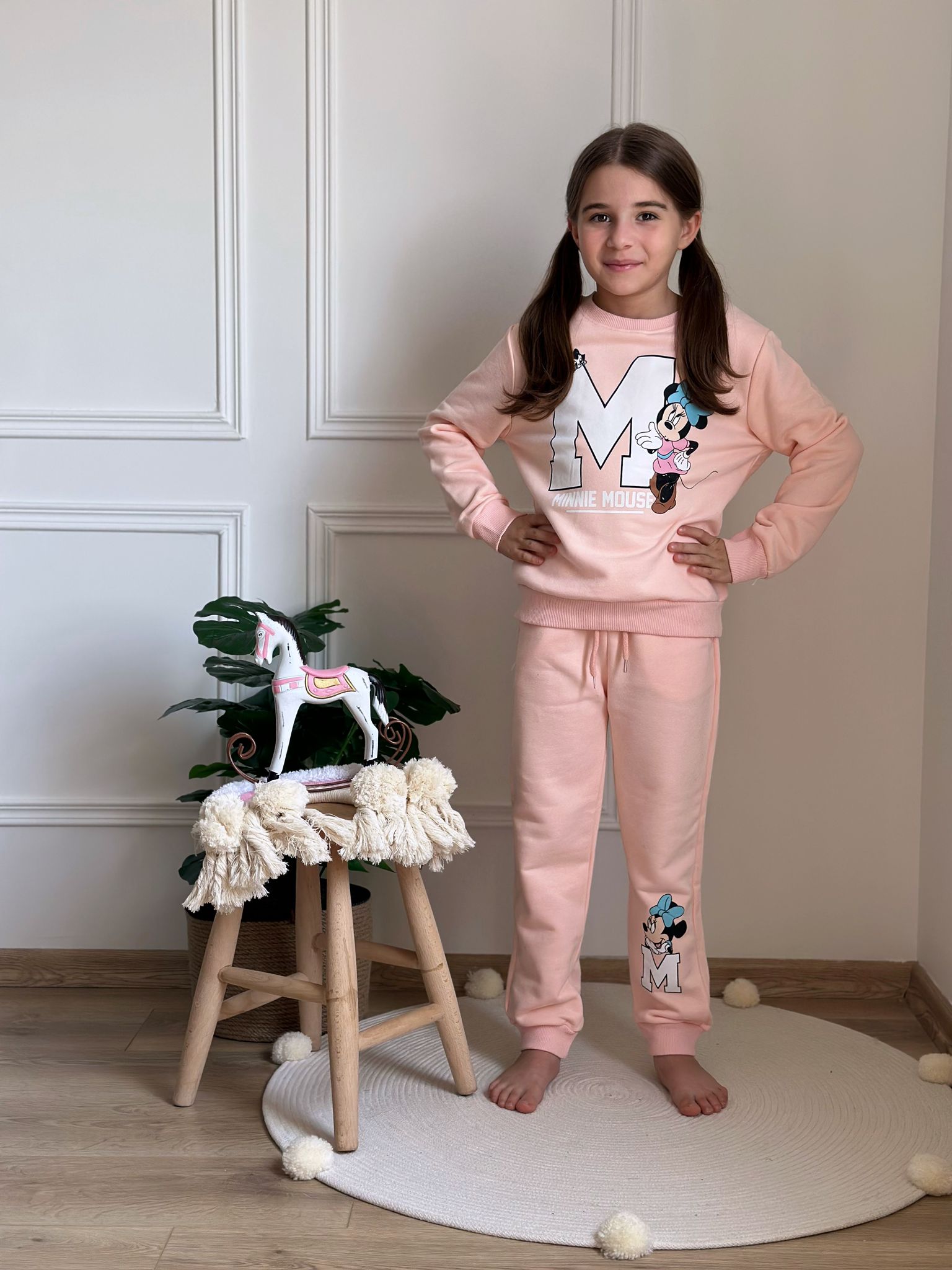 Büyük M Baskılı Minnie Mouse Eşofman Takımı