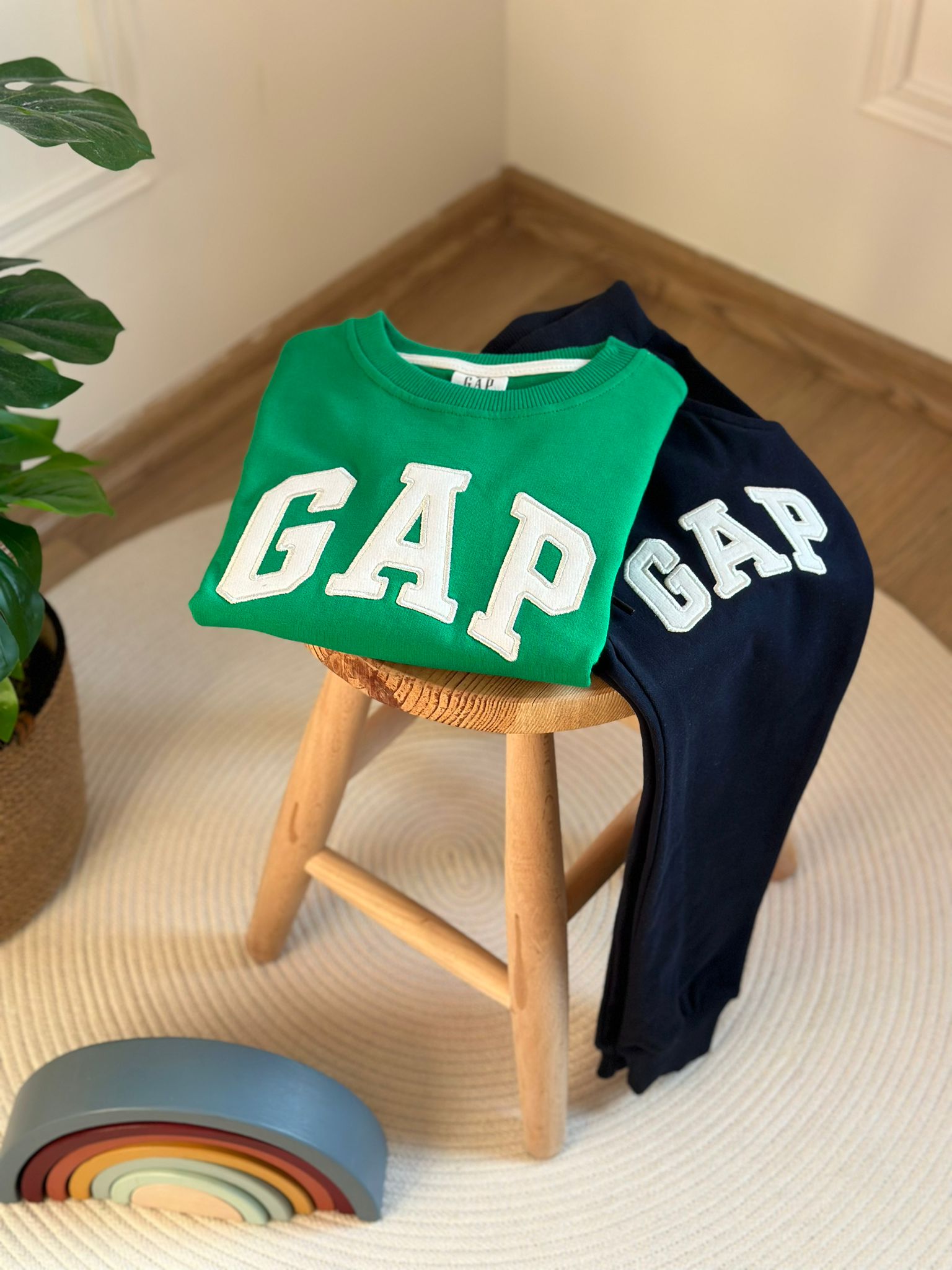 Yeşil Gap Baskılı Eşofman Takımı