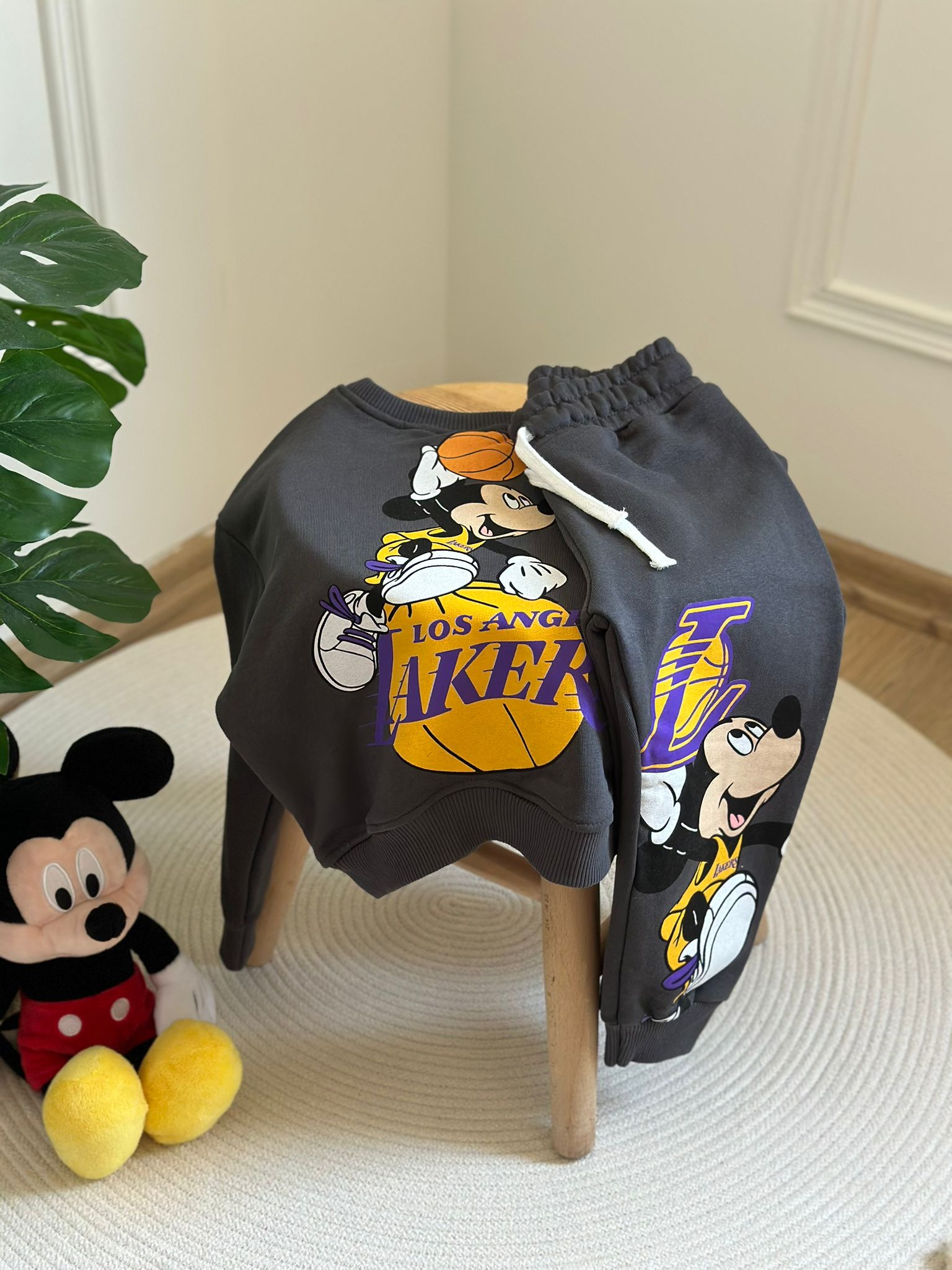 Mickey Mouse Lakers Sırt Baskılı Eşofman Takımı
