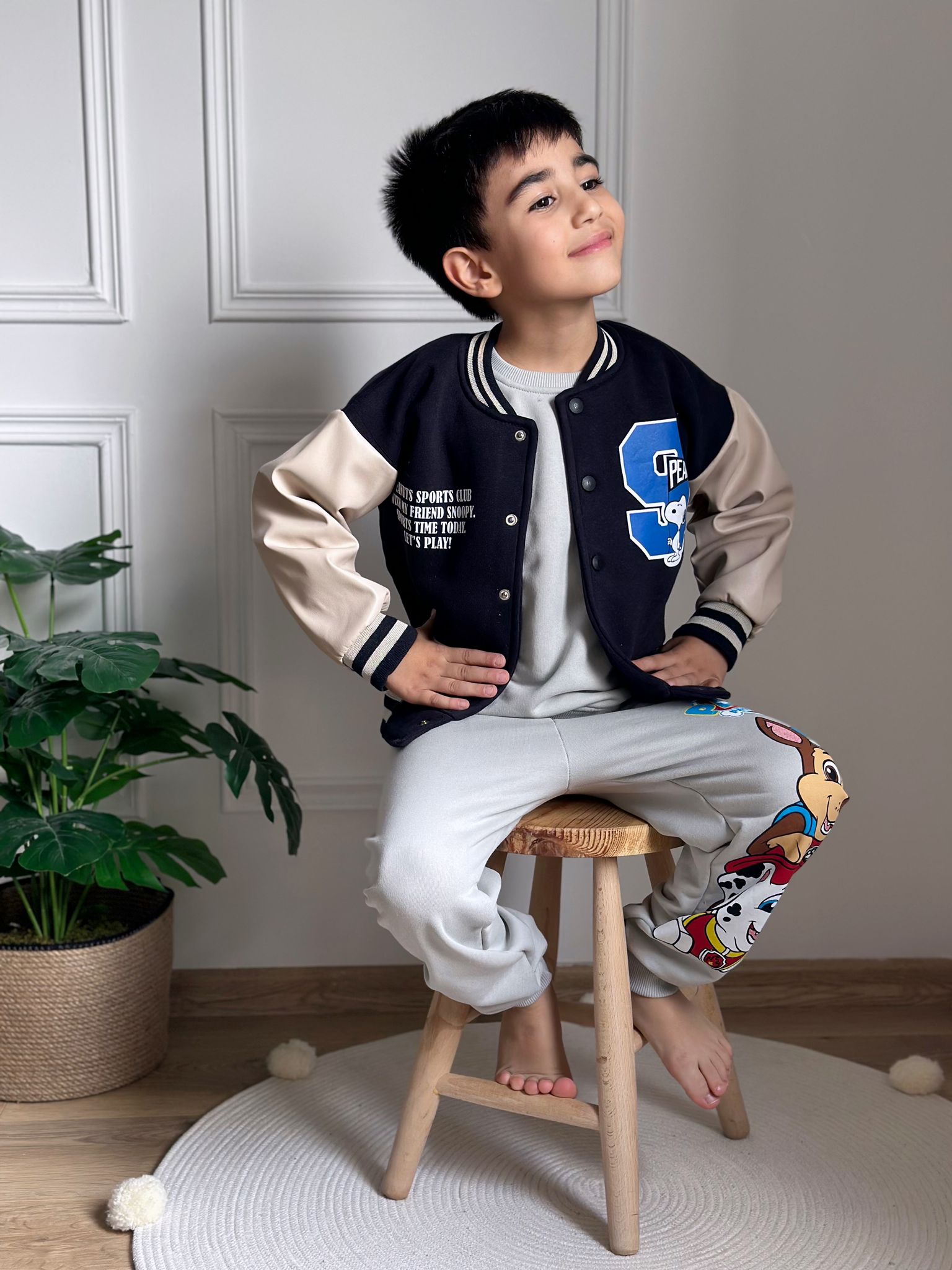 Peanuts Sırt Baskılı Kolej Montu