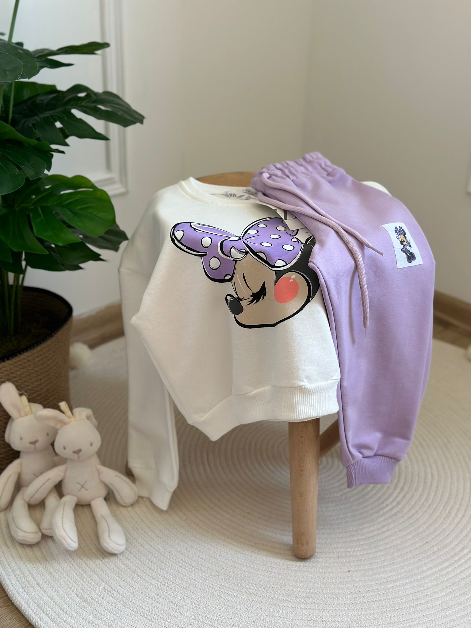 Sırt Baskılı Mor Minnie Mouse Eşofman Takımı