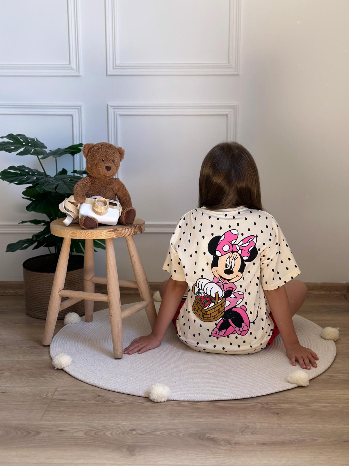 Çilek Baskılı Mİnnie Mouse Şortlu Takım