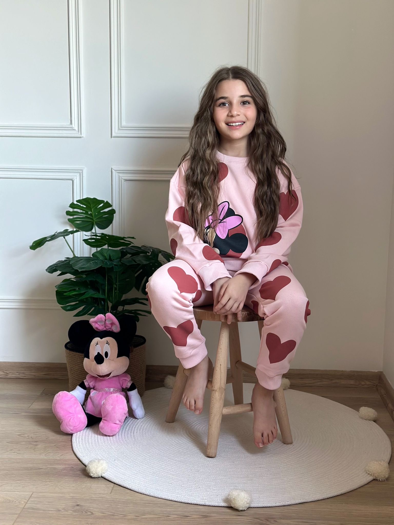 Pembe Kalp Detaylı Minnie Eşofman Takımı
