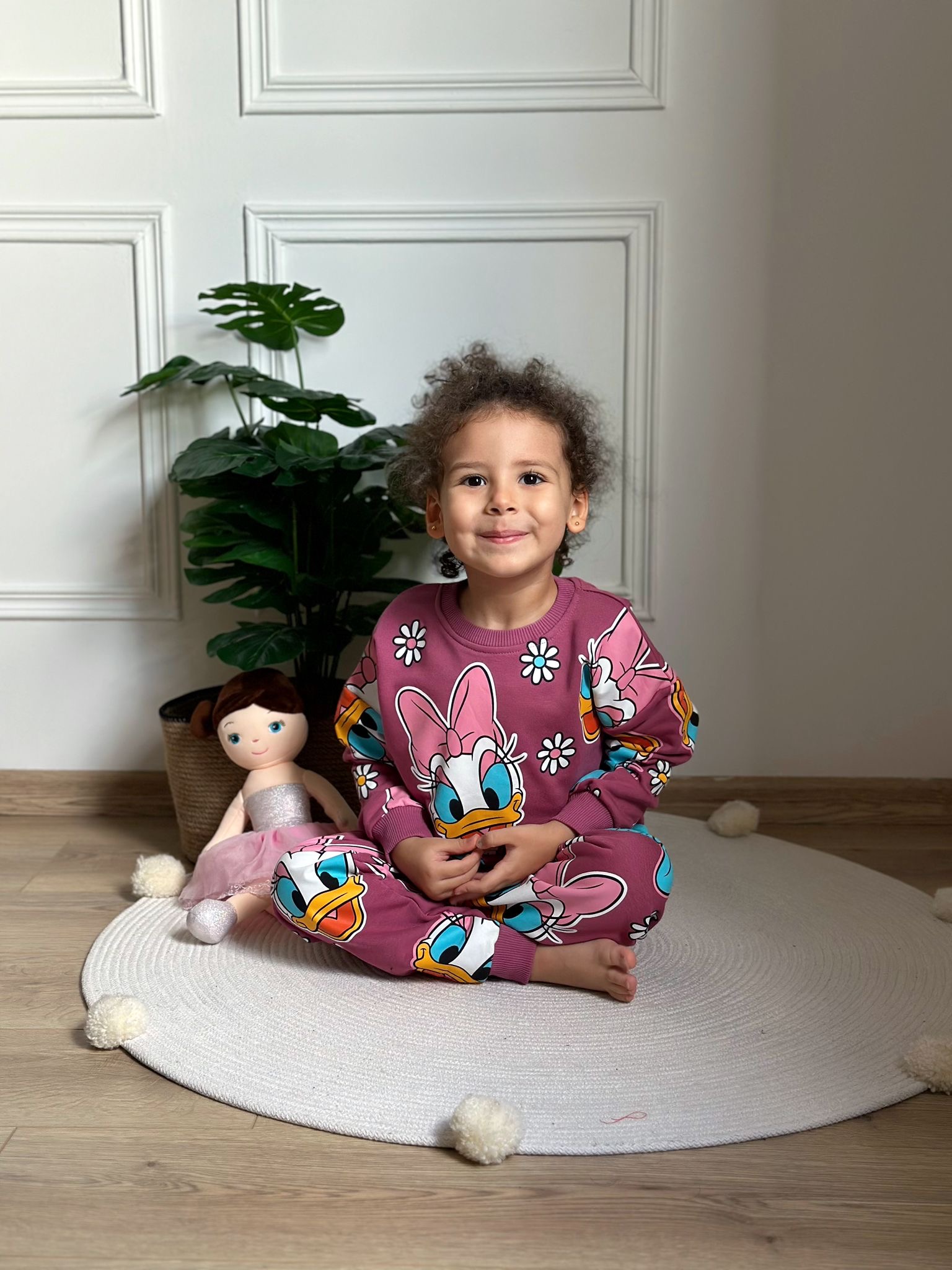 Koyu Pembe Daisy Duck Baskılı Eşofman Takımı