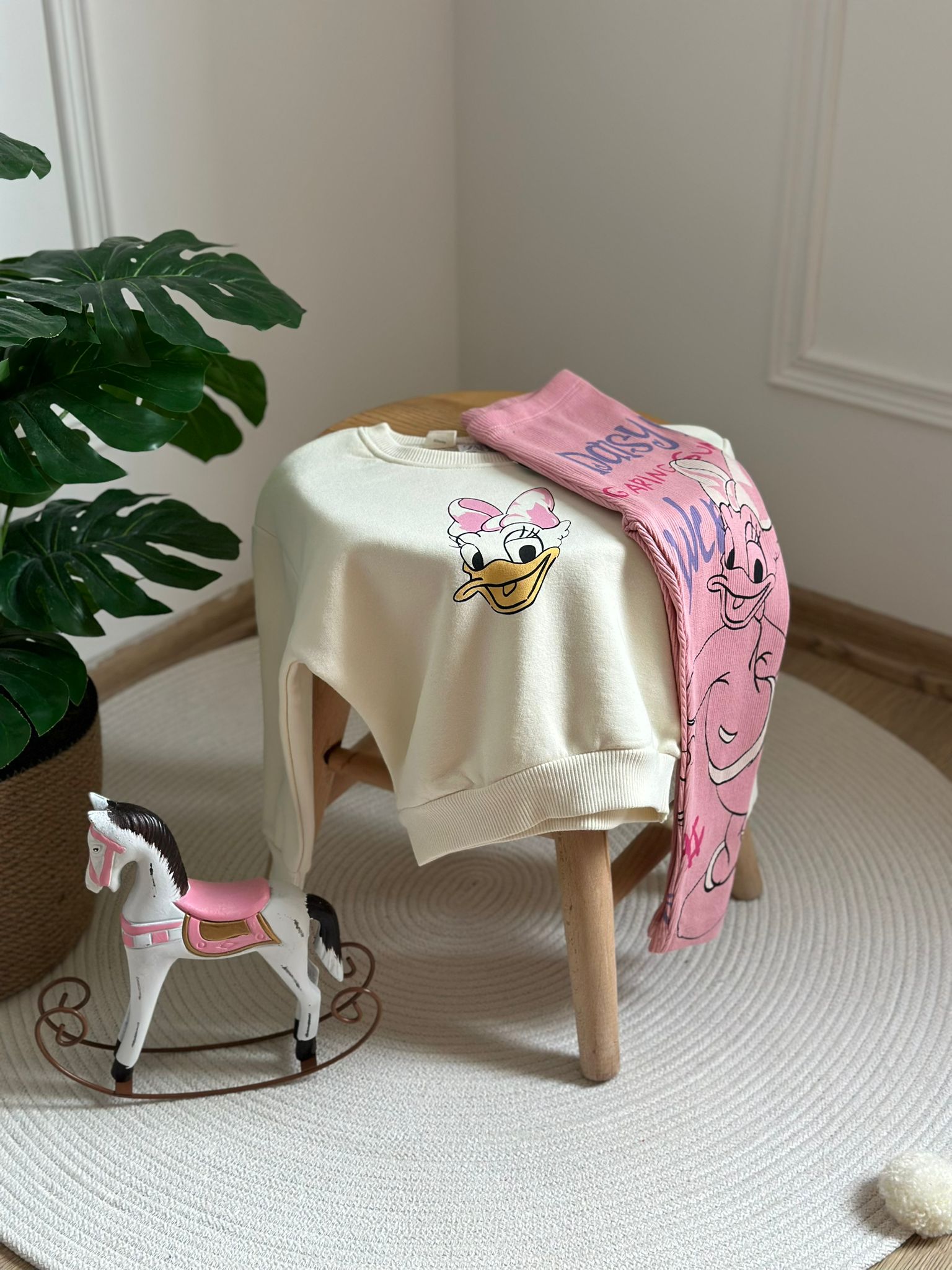 Daisy Duck Baskılı Taytlı Takım