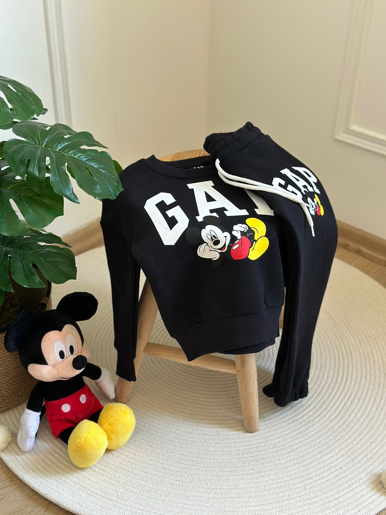 Siyah Mickey Mouse Eşofman Takımı