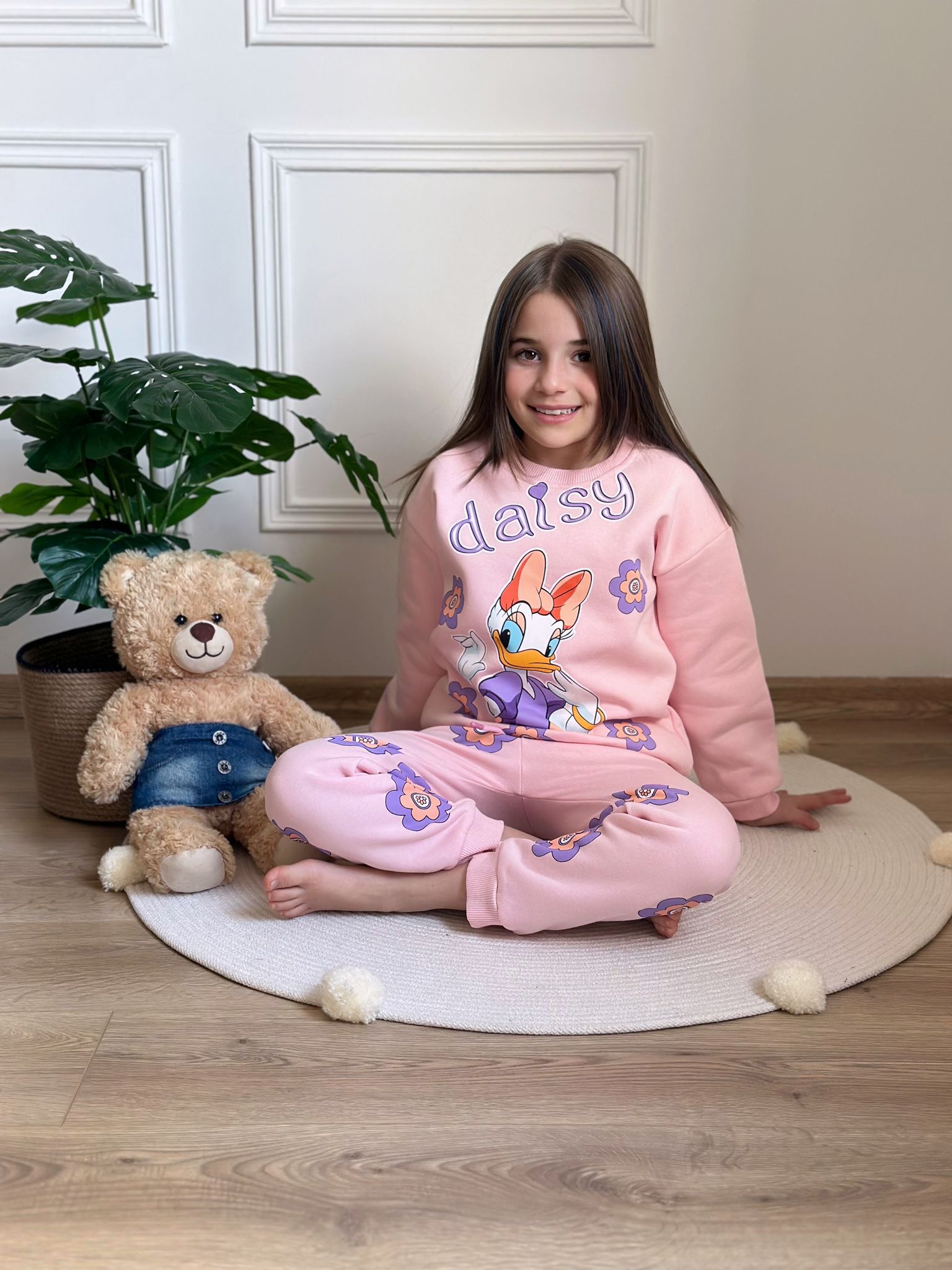 Pembe Üzeri Çiçekli Daisy Duck Eşofman Takımı