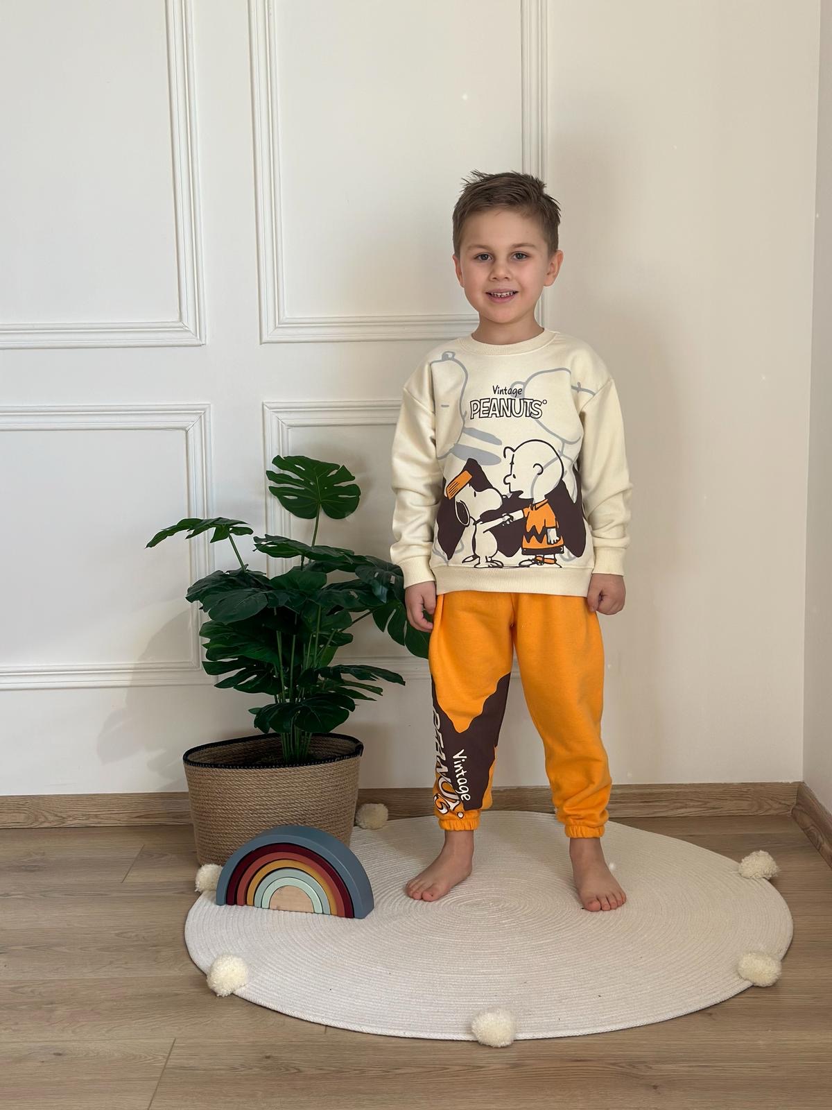 Renkli Peanuts Figürlü Eşofman Takımı
