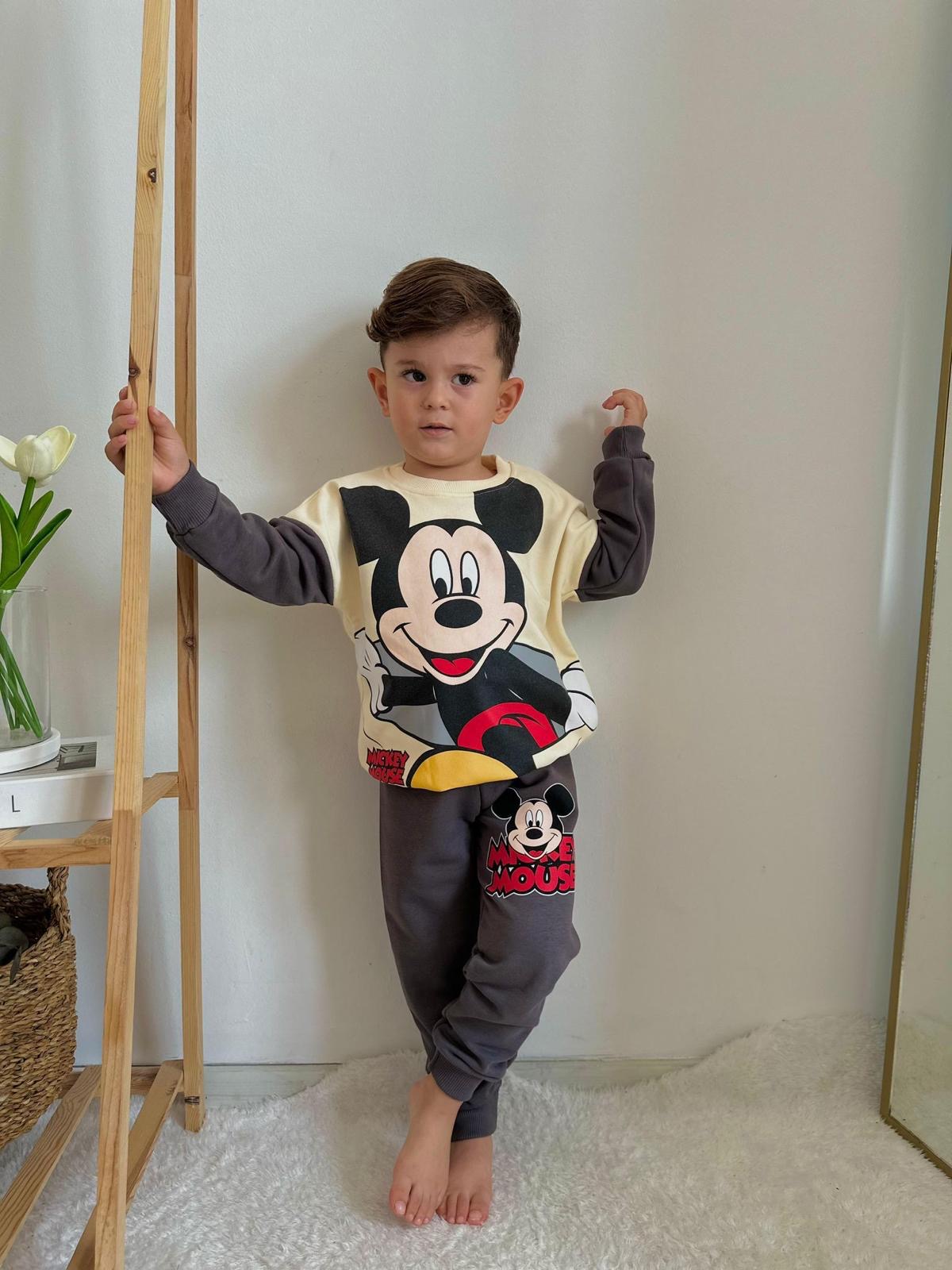 Büyük Mickey Mouse Baskılı Eşofman Takımı