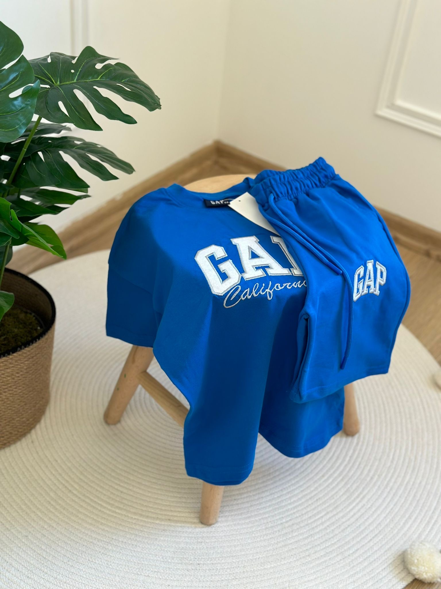 Mavi Gap California Şortlu Takım