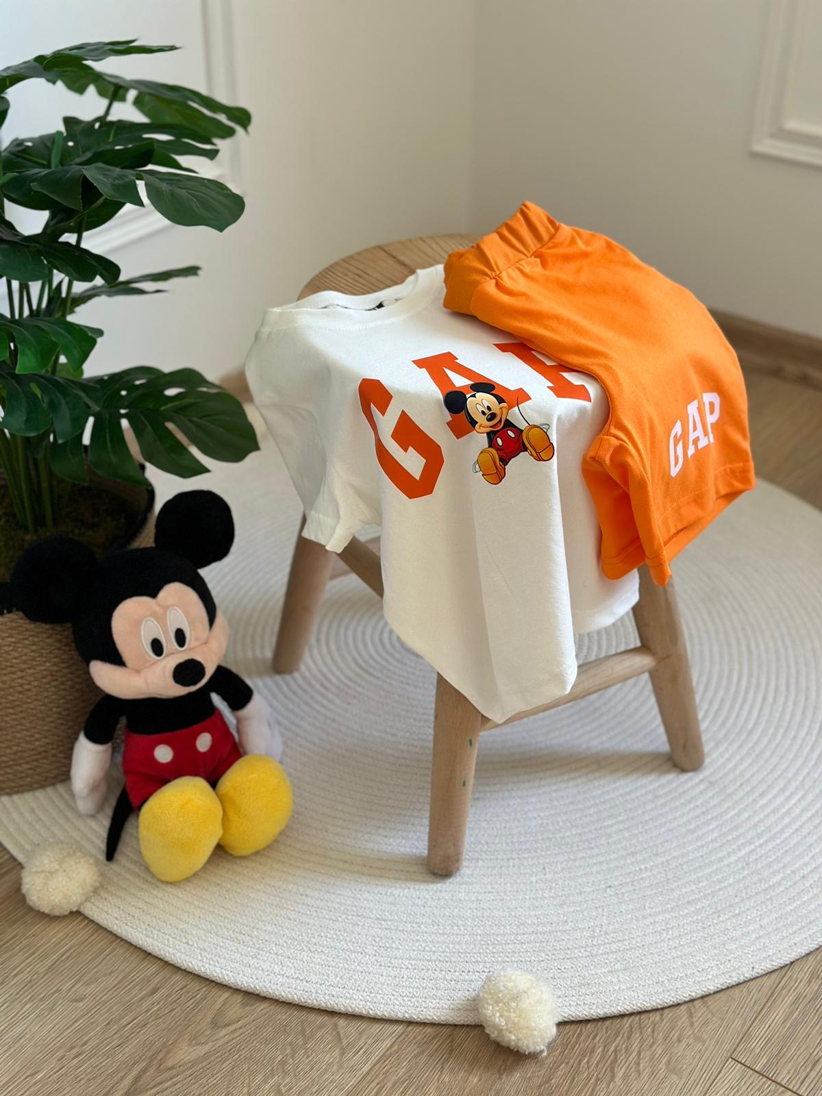 Turuncu Mickey Gap Şortlu Takım