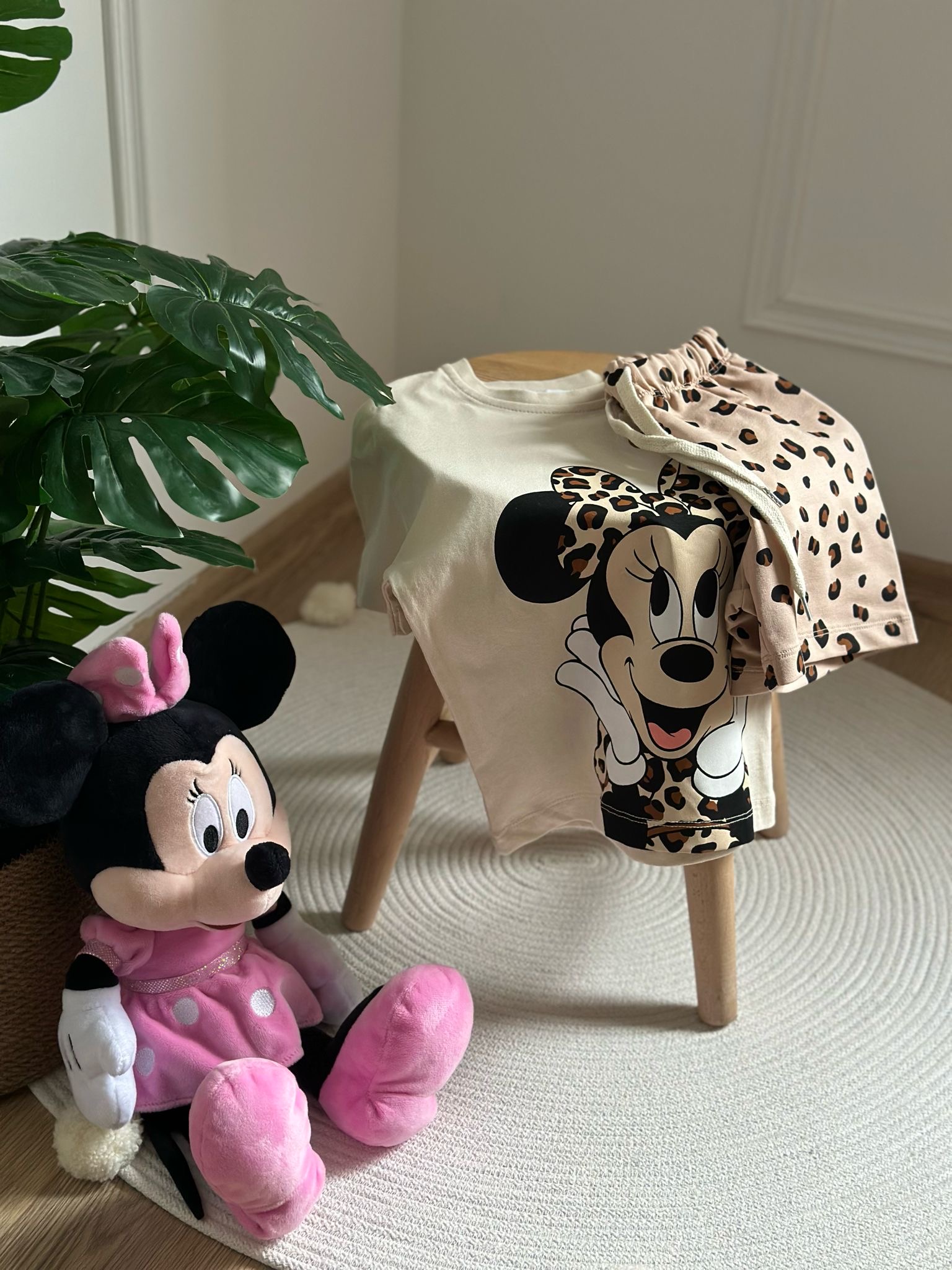 Leoparlı Mickey Şortlu Takımı