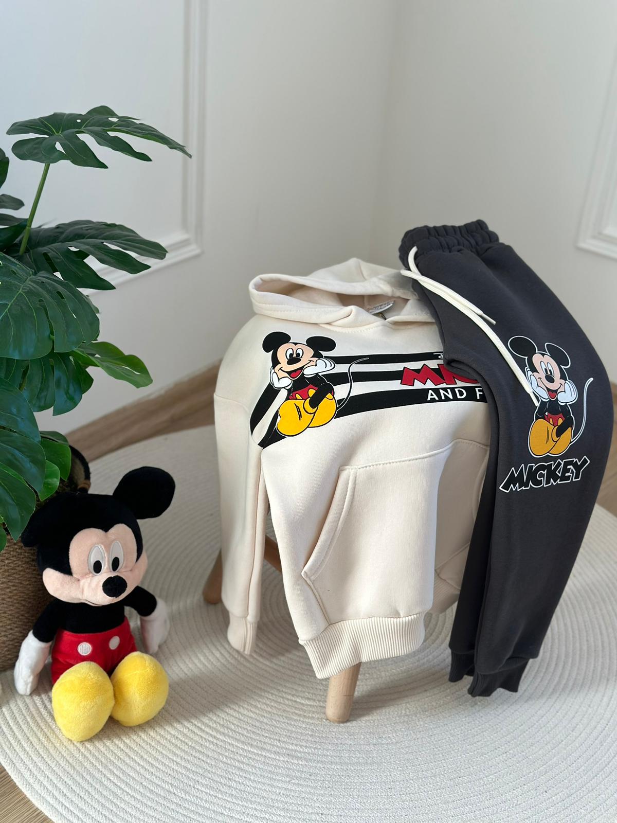 Çizgili Mickey ve Arkadaşları Eşofman Takımı