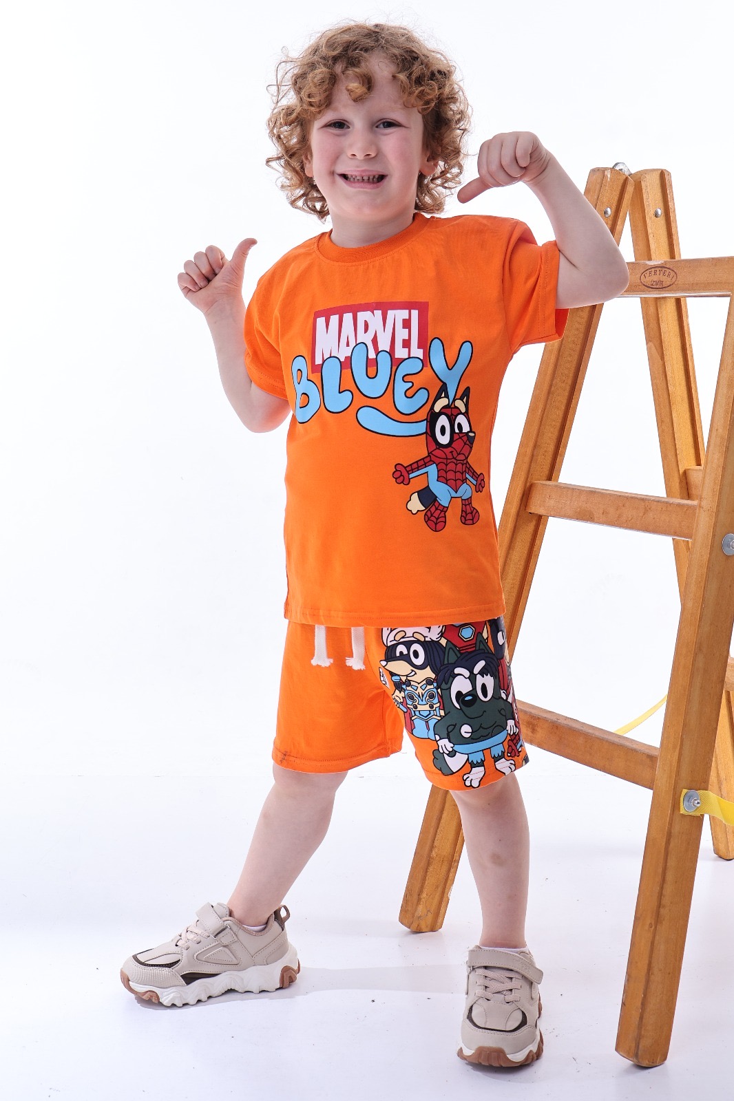 Turuncu Marvel Bluey Figürlü Şortlu Takım