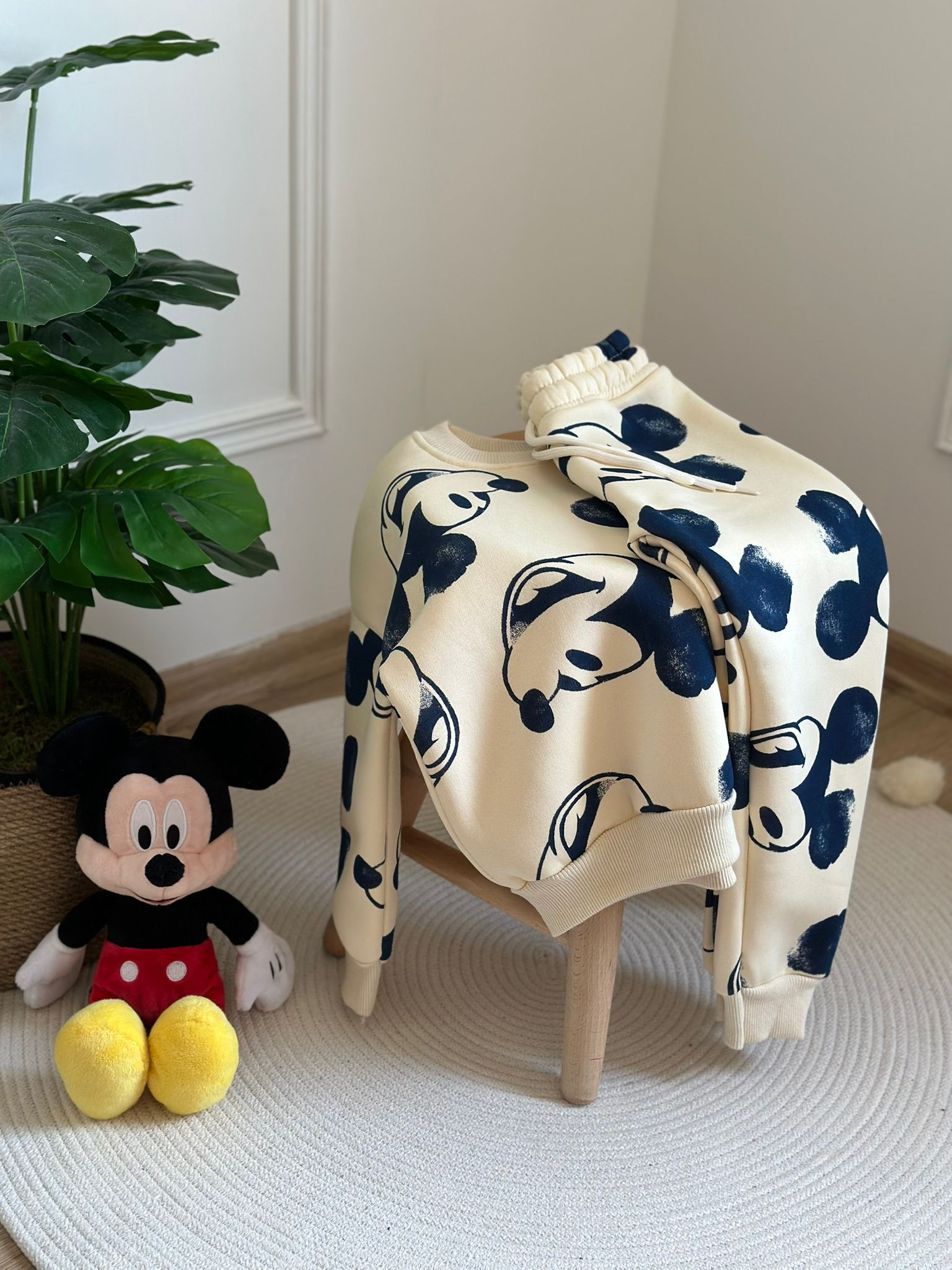 Krem Rengi Mickey Baskılı Eşofman Takımı