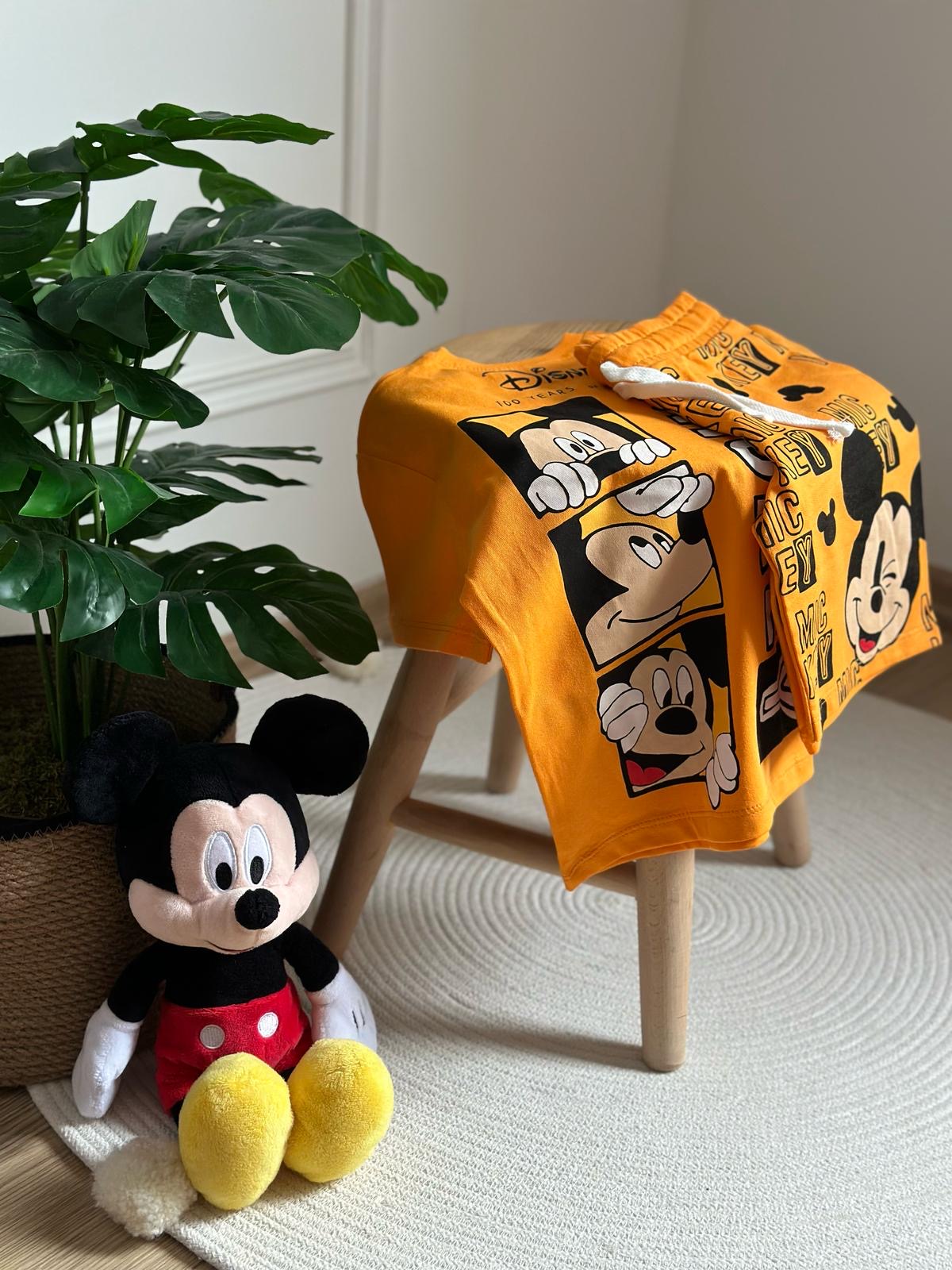 Mickey Kareli Sırt Baskılı Turuncu Şortlu Takım
