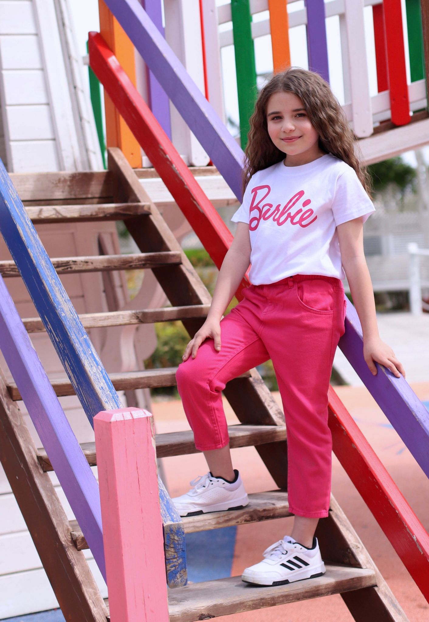 Beyaz Barbie Pembe Baskılı Kız Çocuk T-shirt
