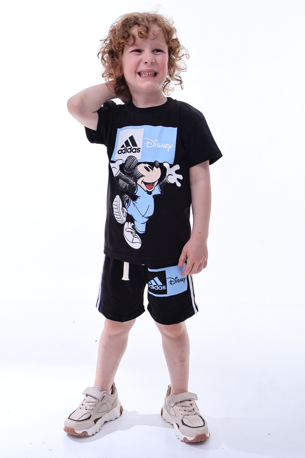 Siyah Sporcu Mickey Şortlu Takım
