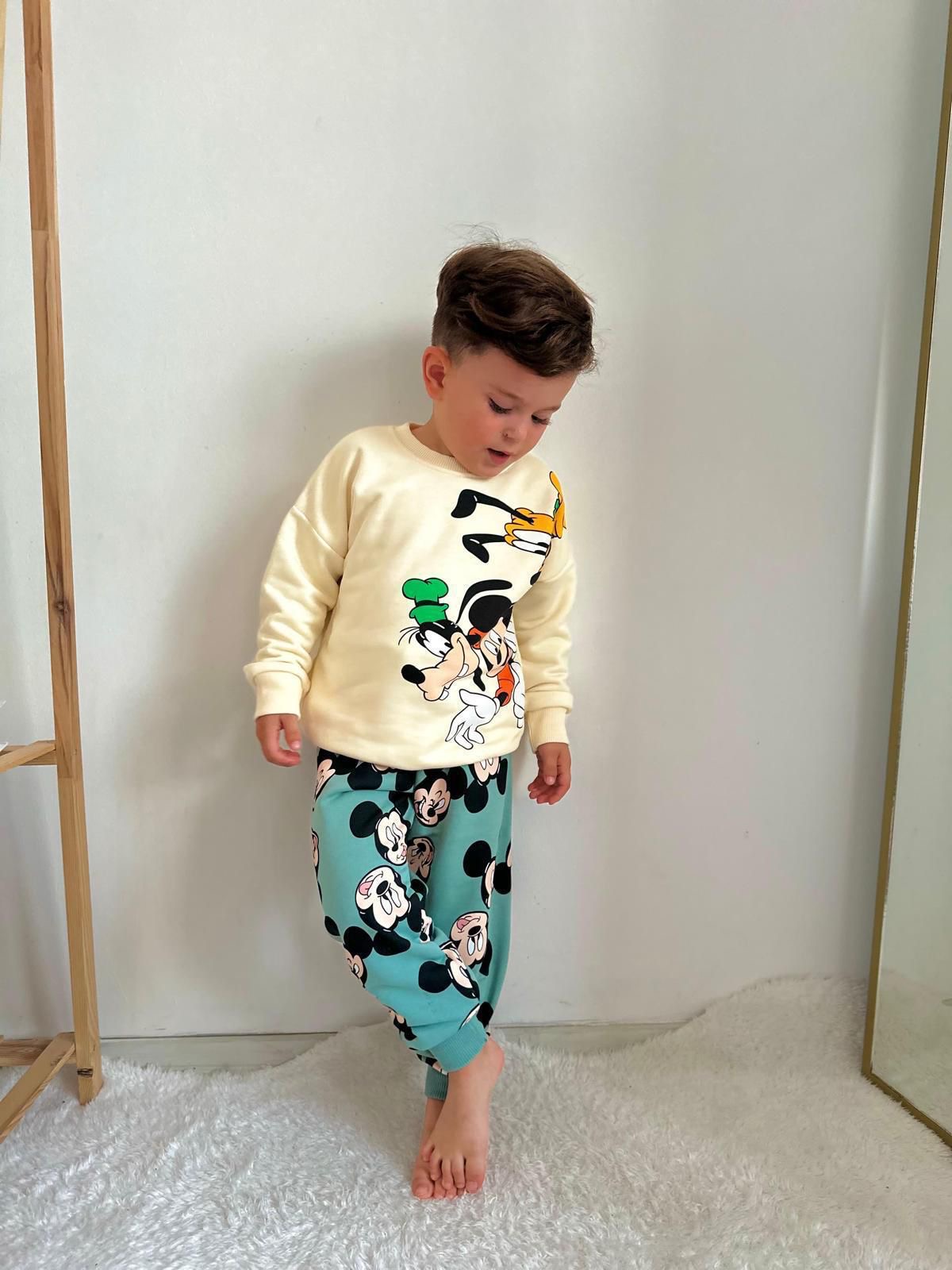 Mickey ve Arkadaşları Renkli Eşofman Takımı