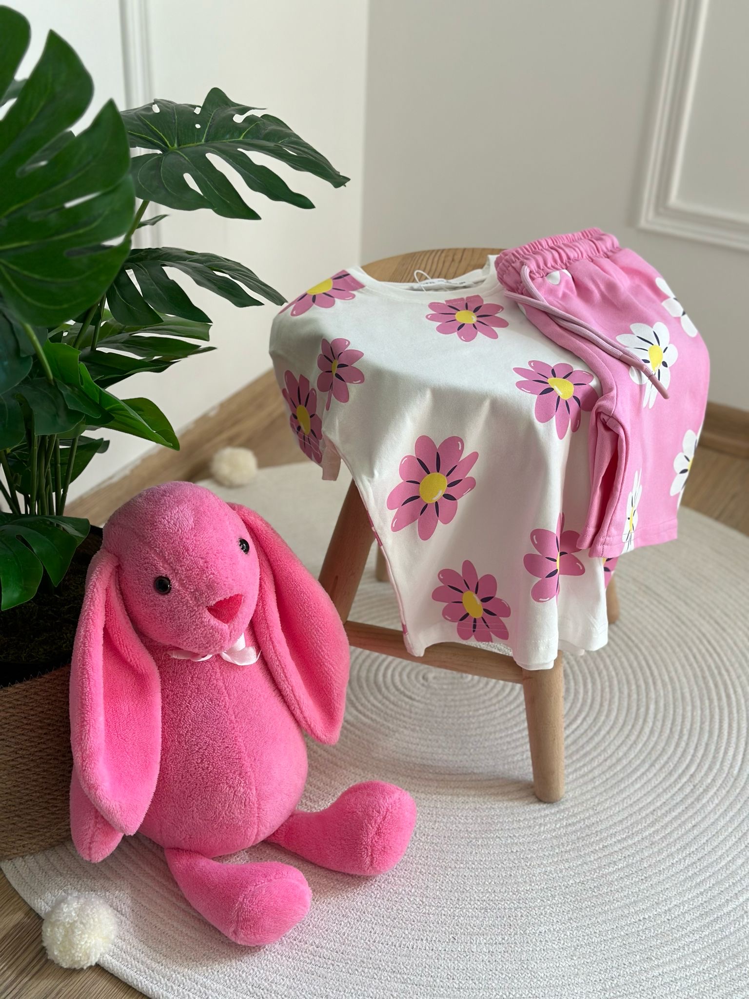 Pembe Sarı Çiçekli Şortlu Takım