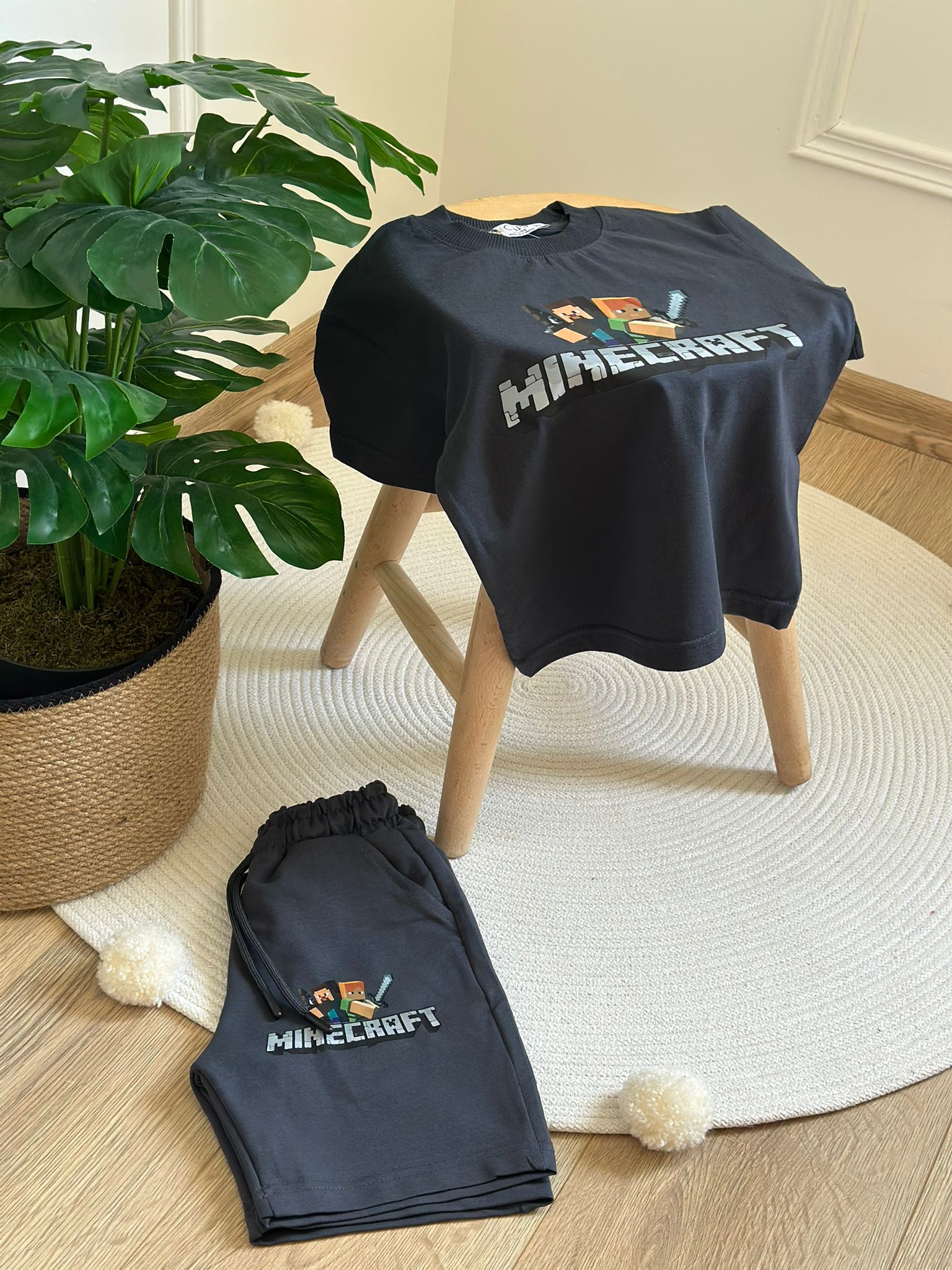 Siyah Minecraft Figürlü Şortlu Takım