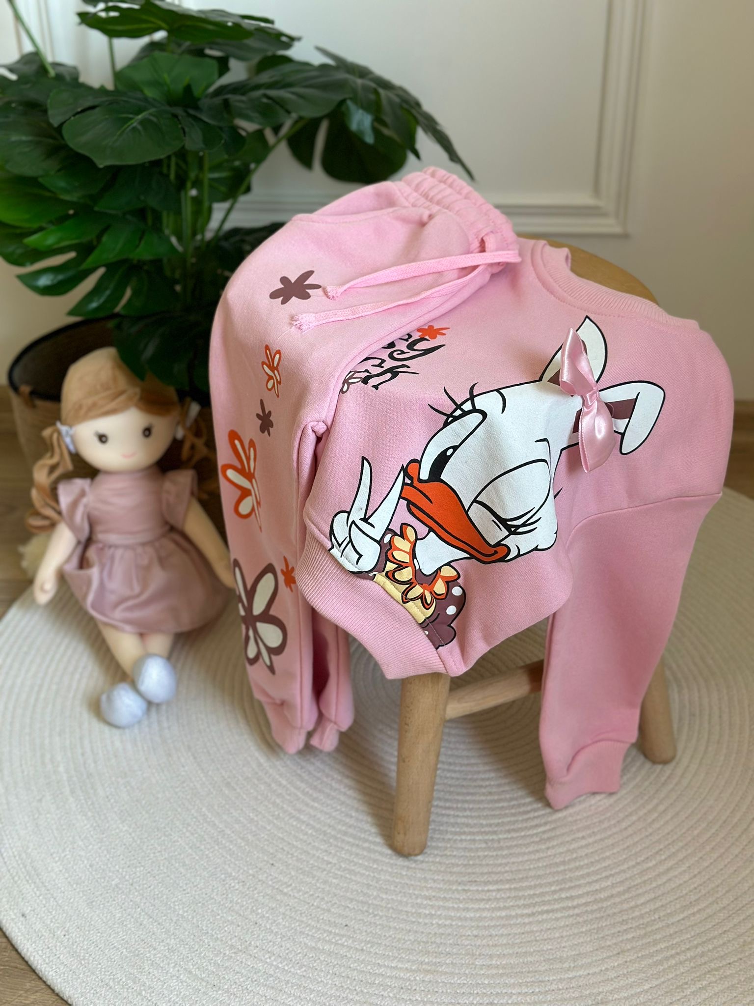 Pembe Kurdele Detaylı Daisy Duck Eşofman Takımı