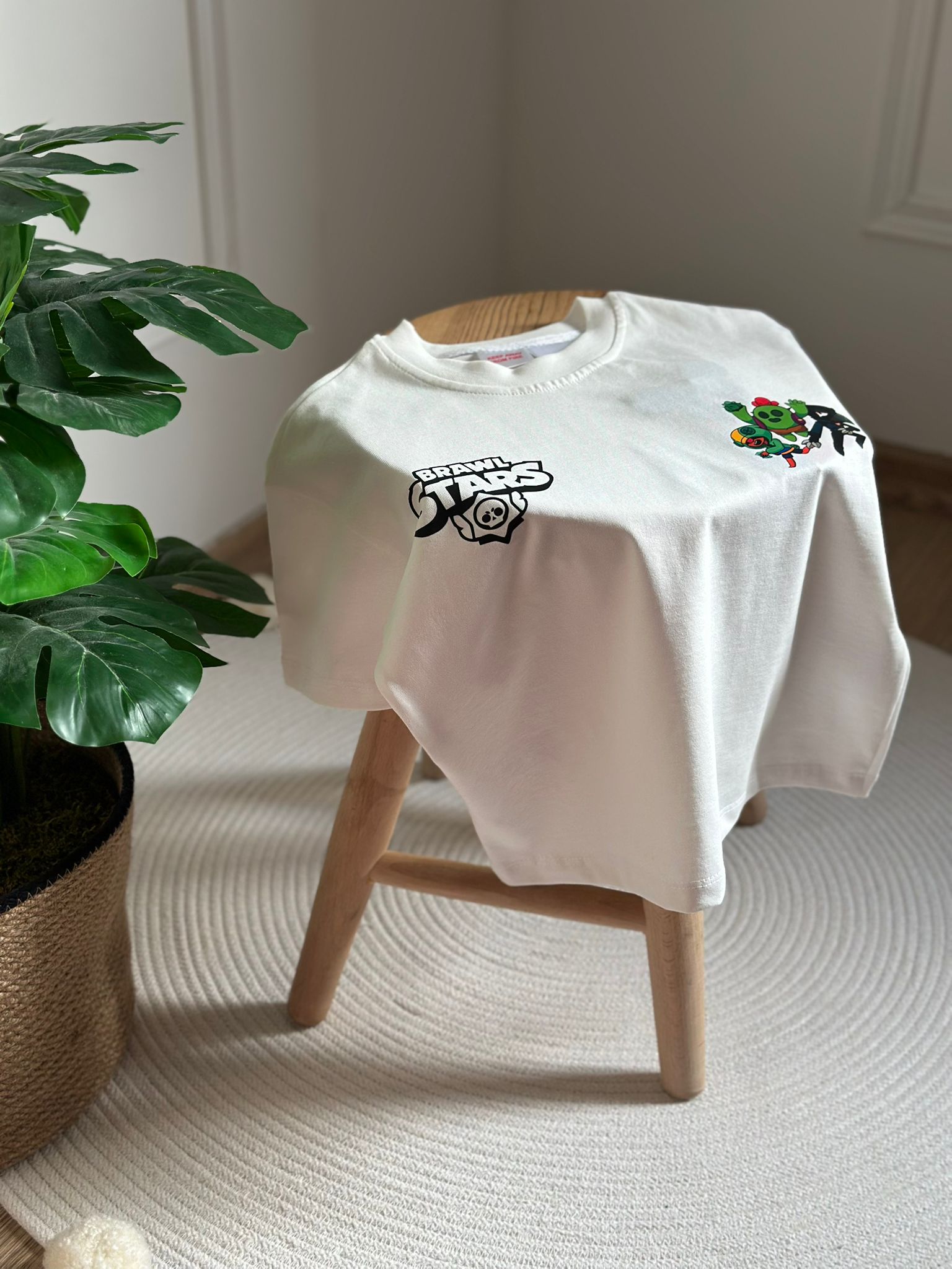 Brawl Stars Figür Detaylı T-Shirt