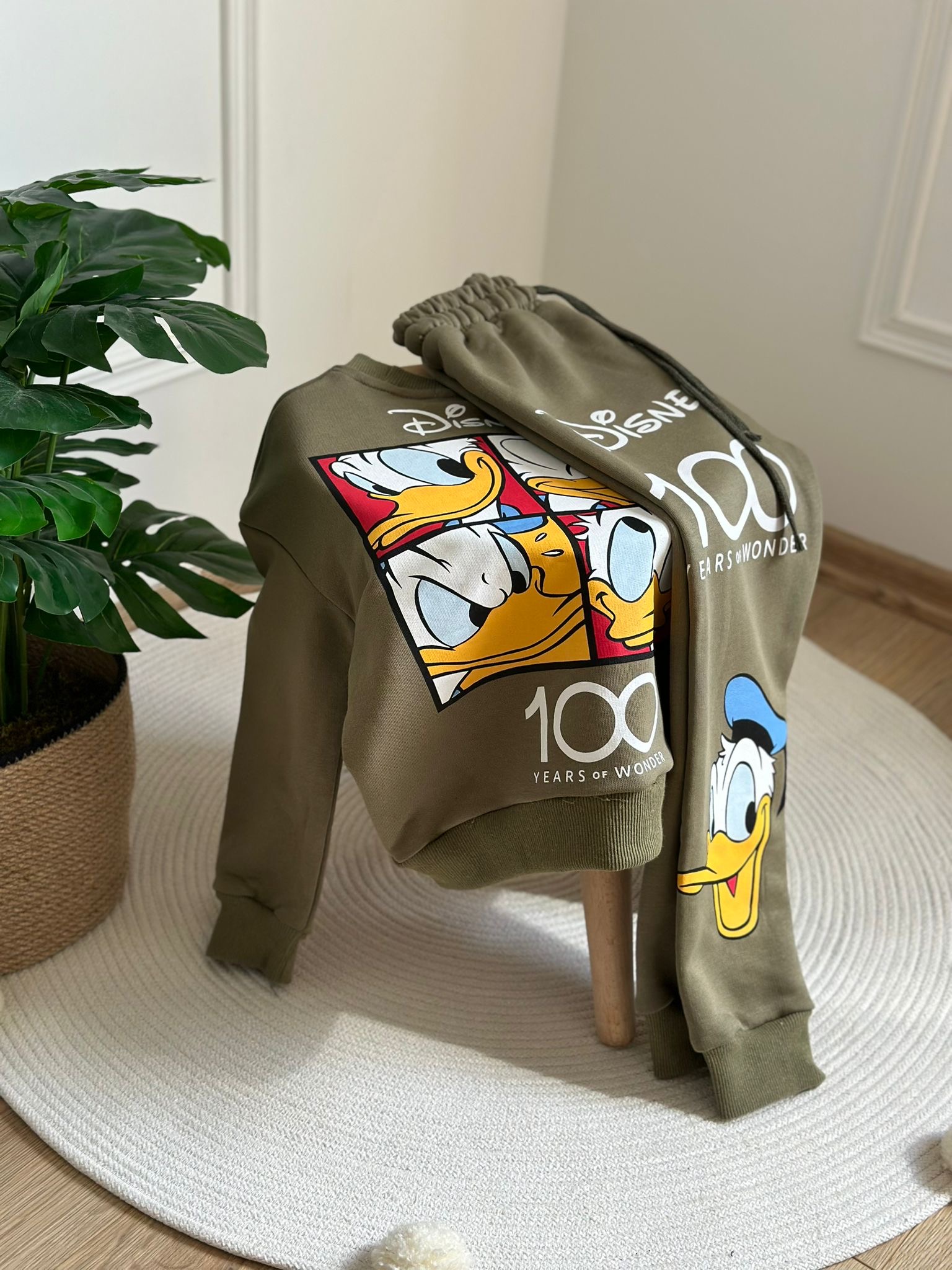 Haki Donald Duck Kareli Sırt Baskılı Eşofman Takımı