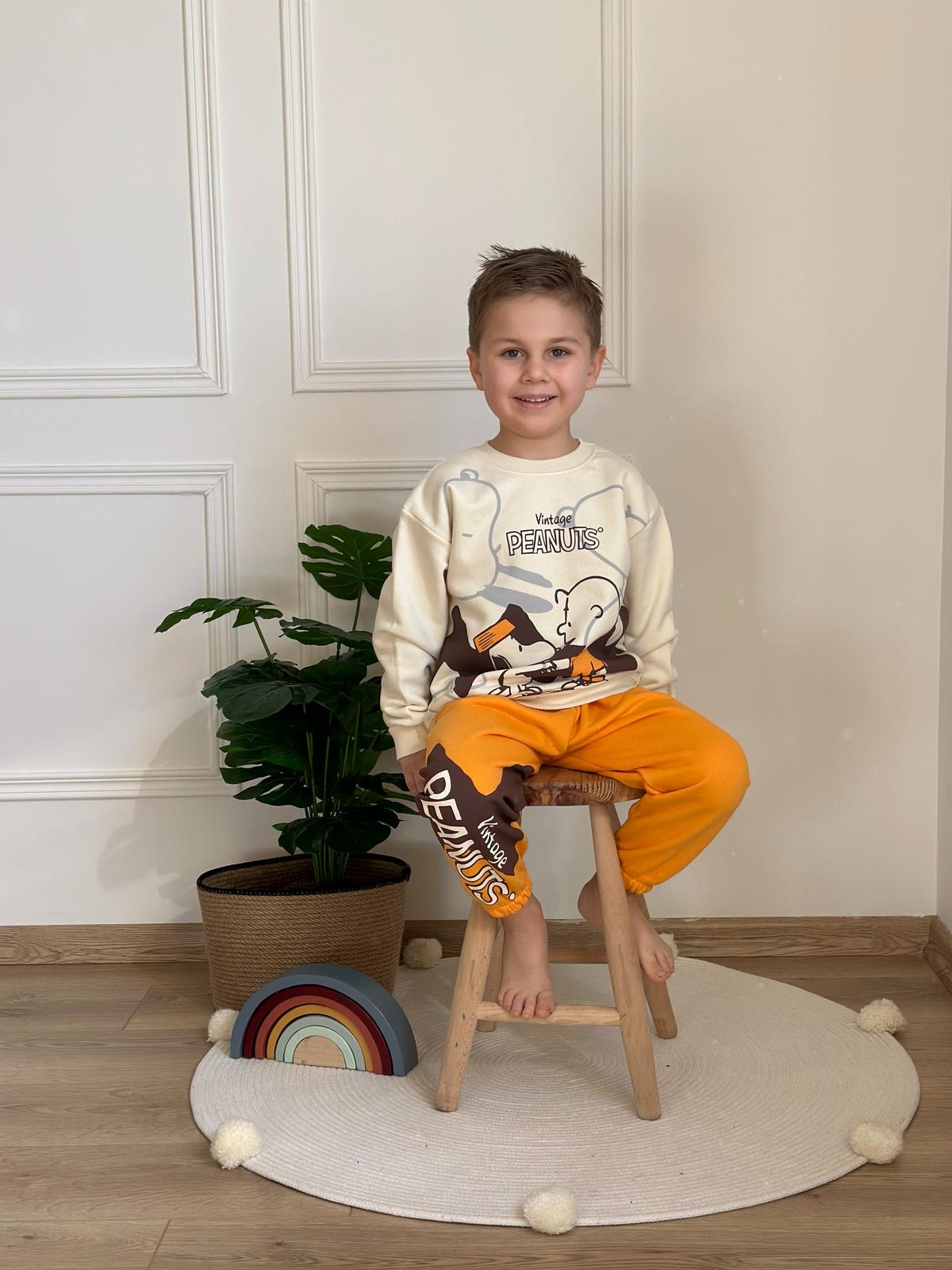 Renkli Peanuts Figürlü Eşofman Takımı