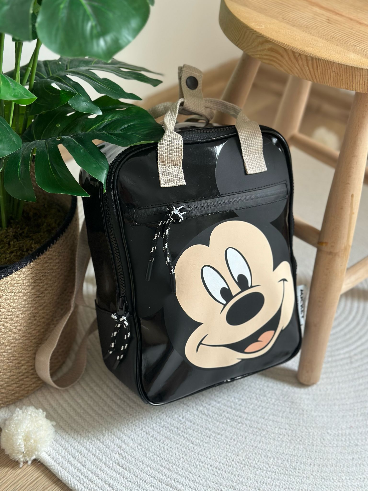 Siyah Mickey Mouse Sırt Çantası