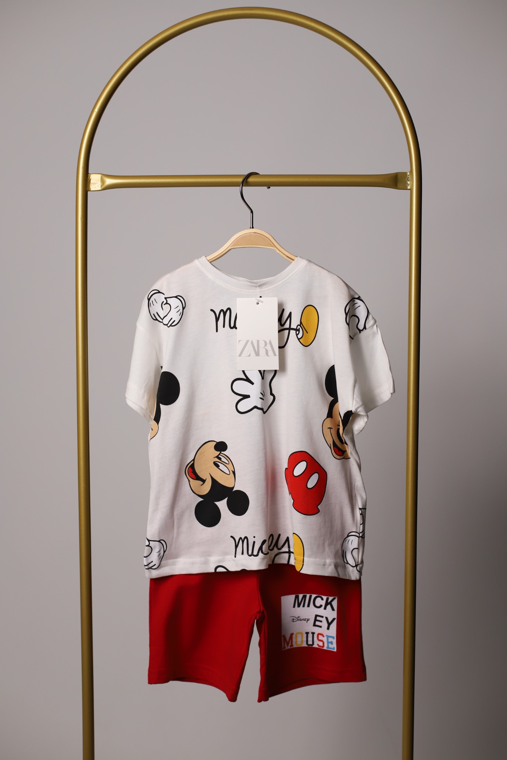 Mickey Mouse Disney Kırmıız Şortlu Takım