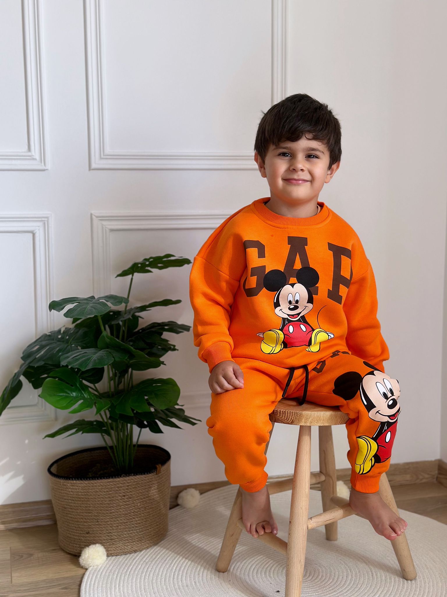 Mickey Mouse Detaylı Turuncu Gap Eşofman Takımı