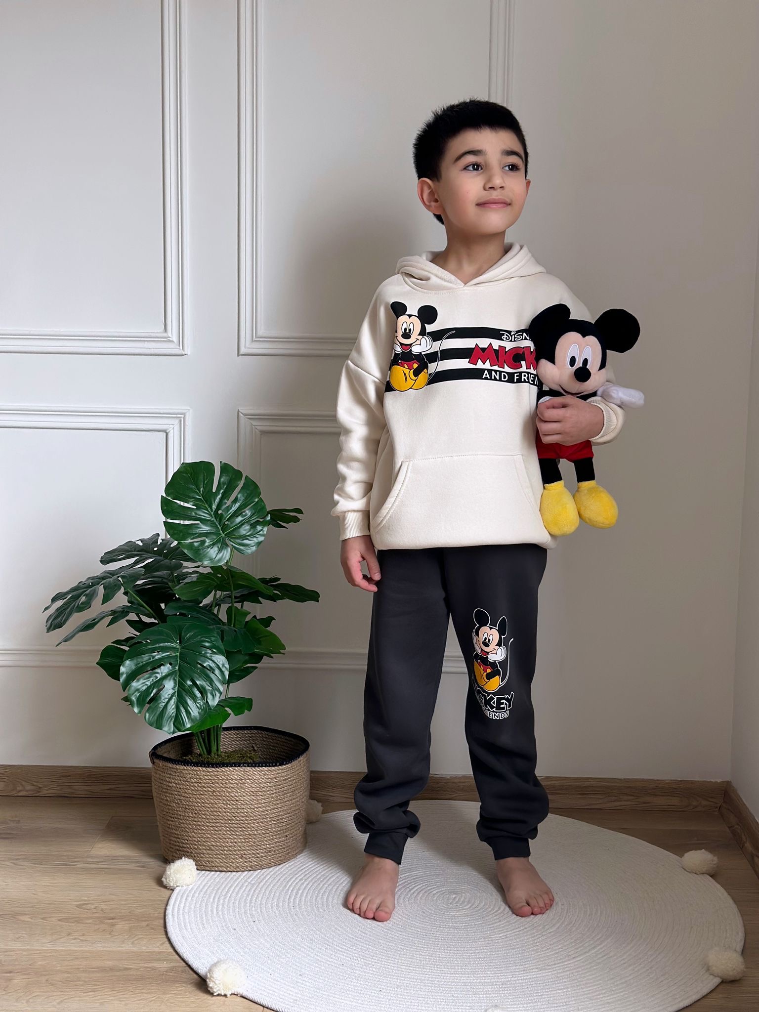 Çizgili Mickey ve Arkadaşları Eşofman Takımı