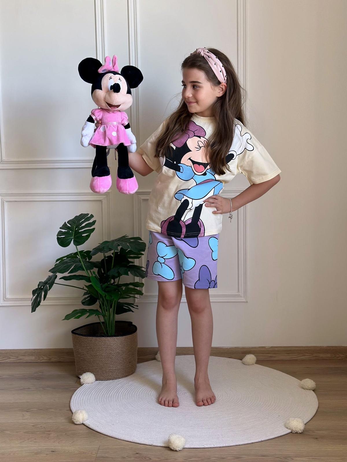 Minnie Mouse Kurdale Detaylı Mor Şortlu Takım