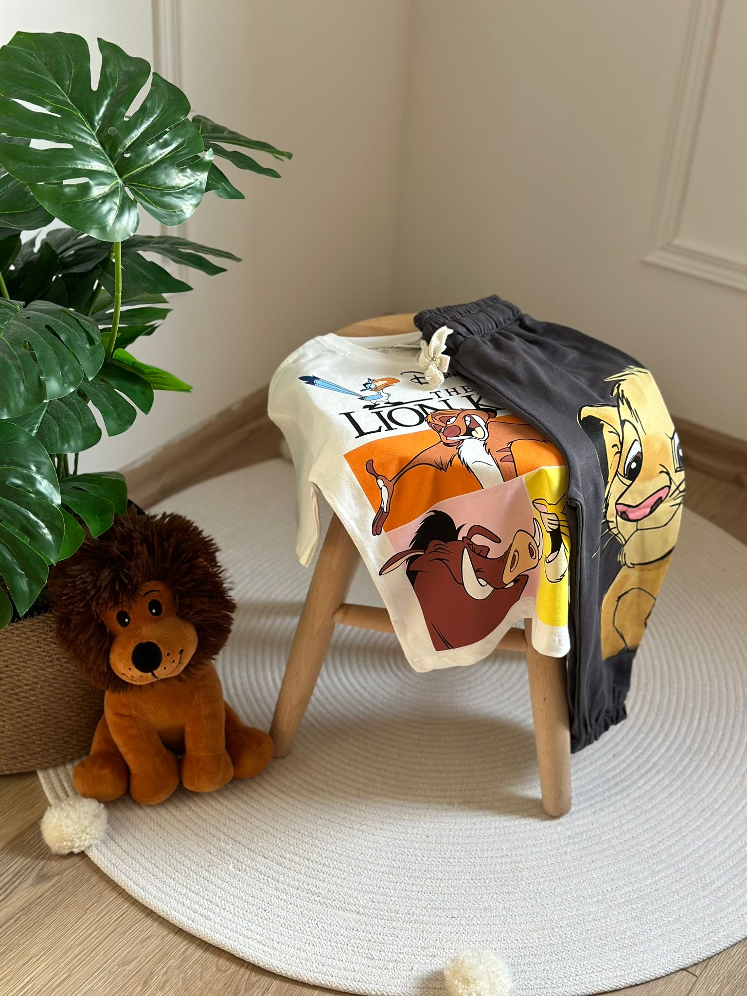Beyaz The Lion King Eşofman Takımı