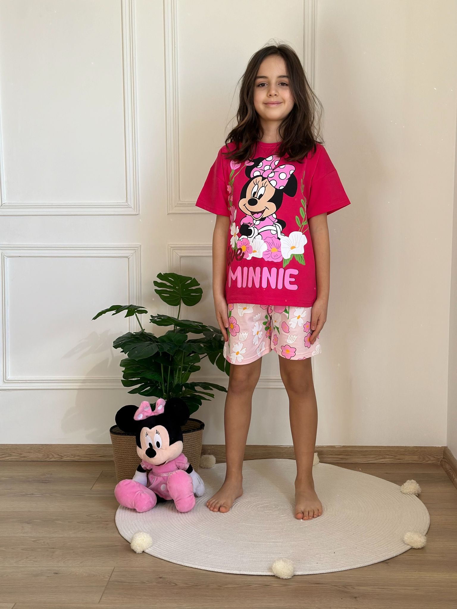 Minnie Çiçek Bahçesi Şortlu Takım