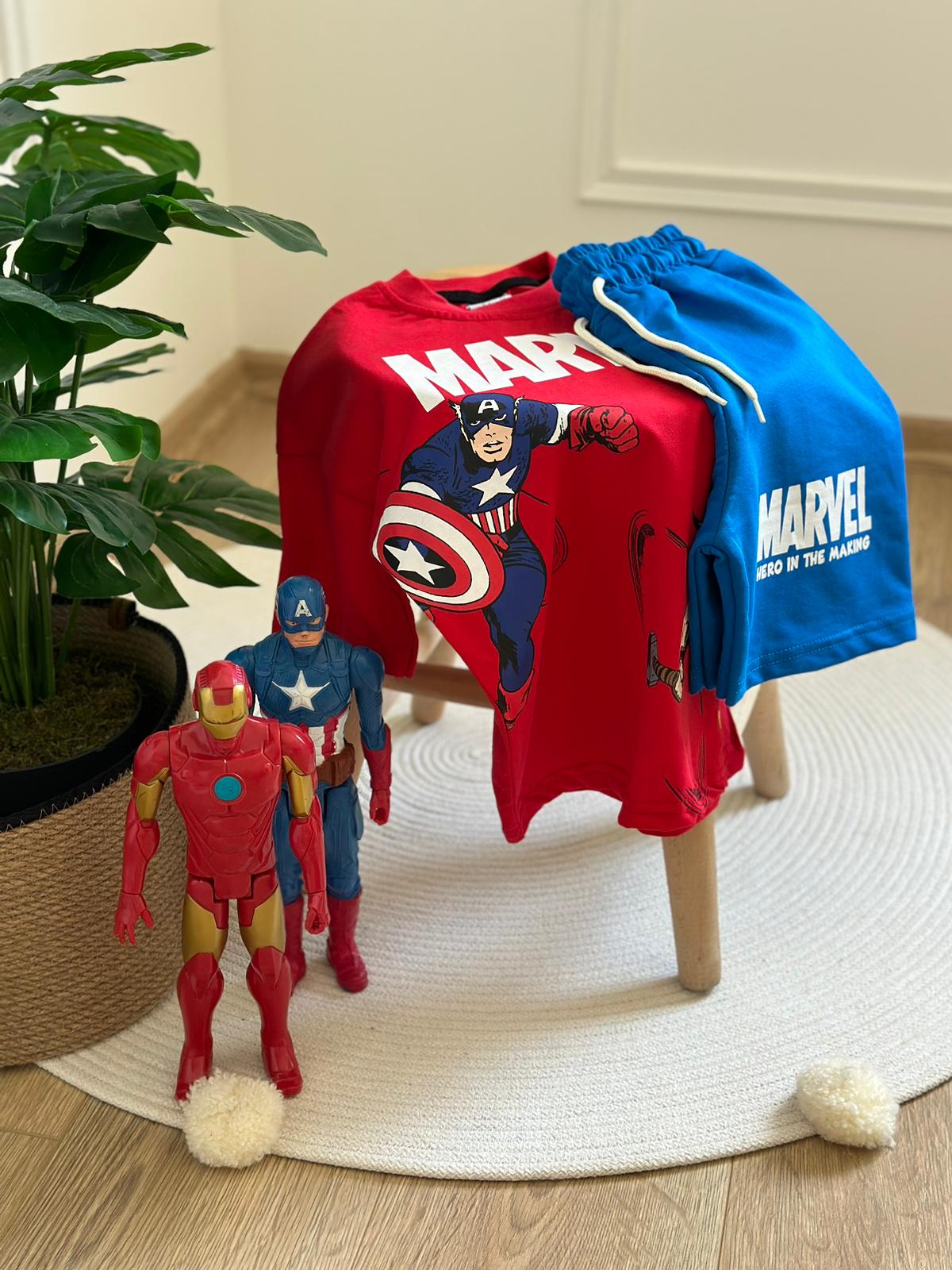 Kırmızı Marvel Şortlu Takım