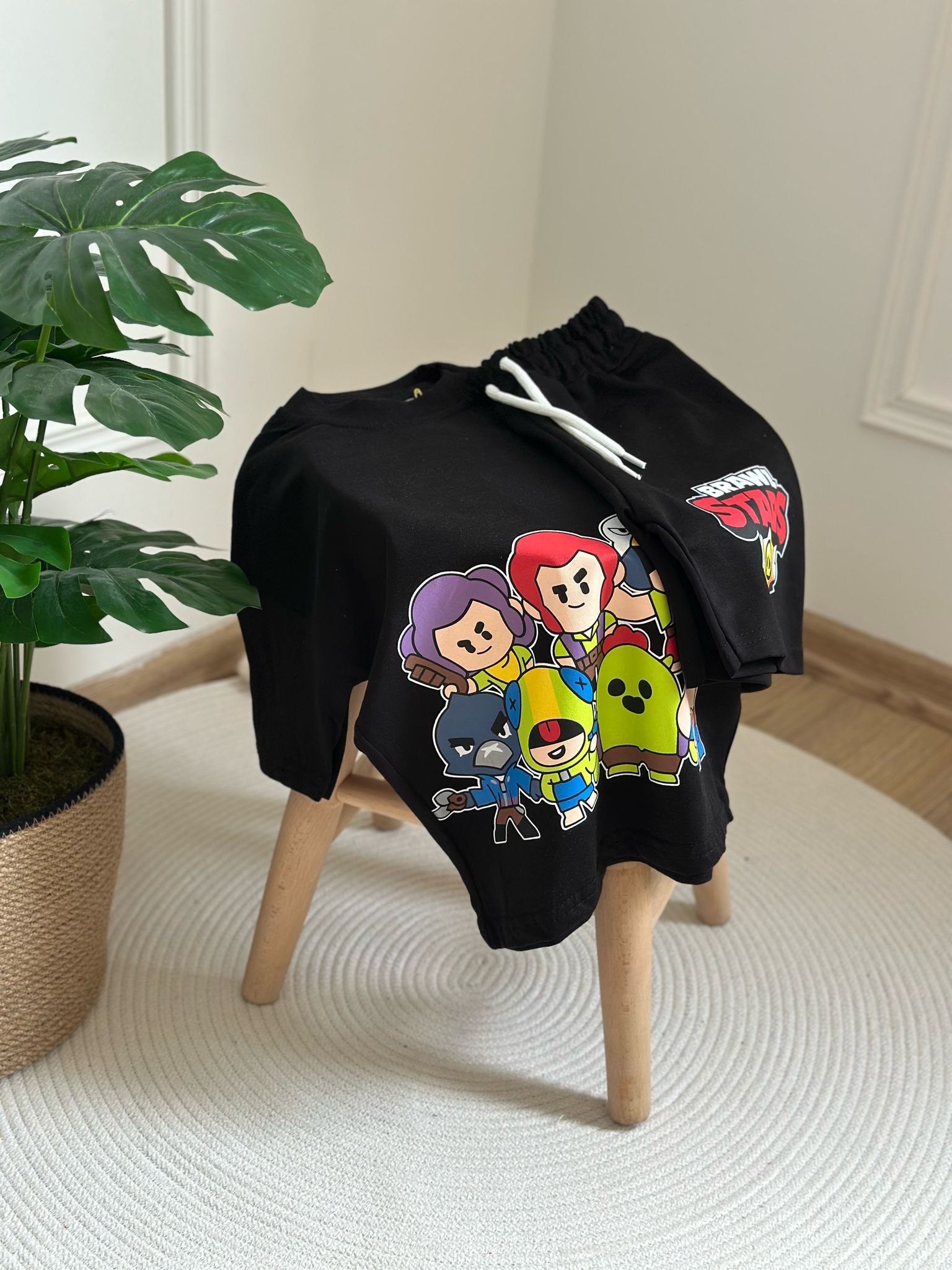 Brawl Stars Şortlu Takım