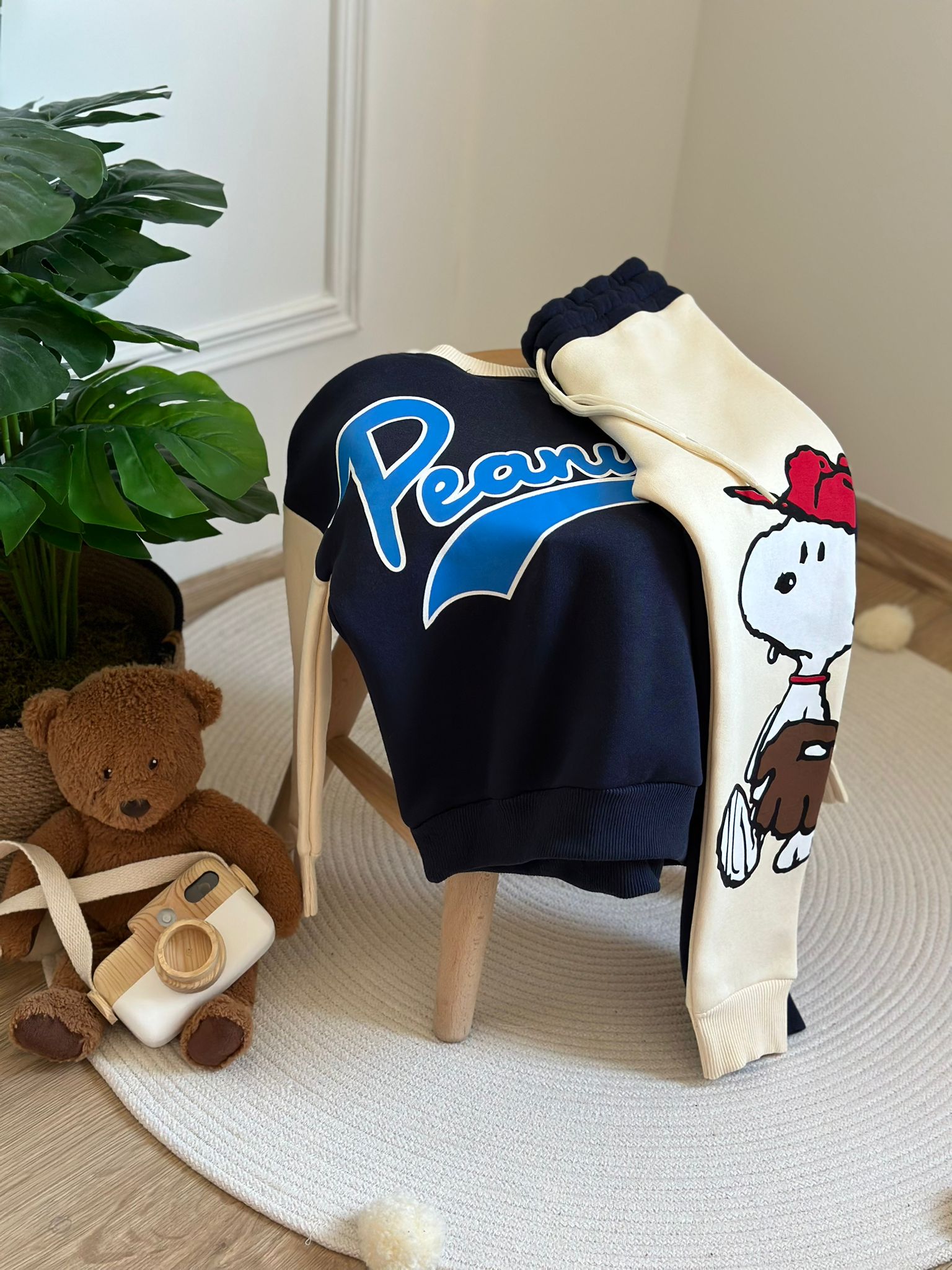 Çift Renkli Peanuts Eşofman Takımı
