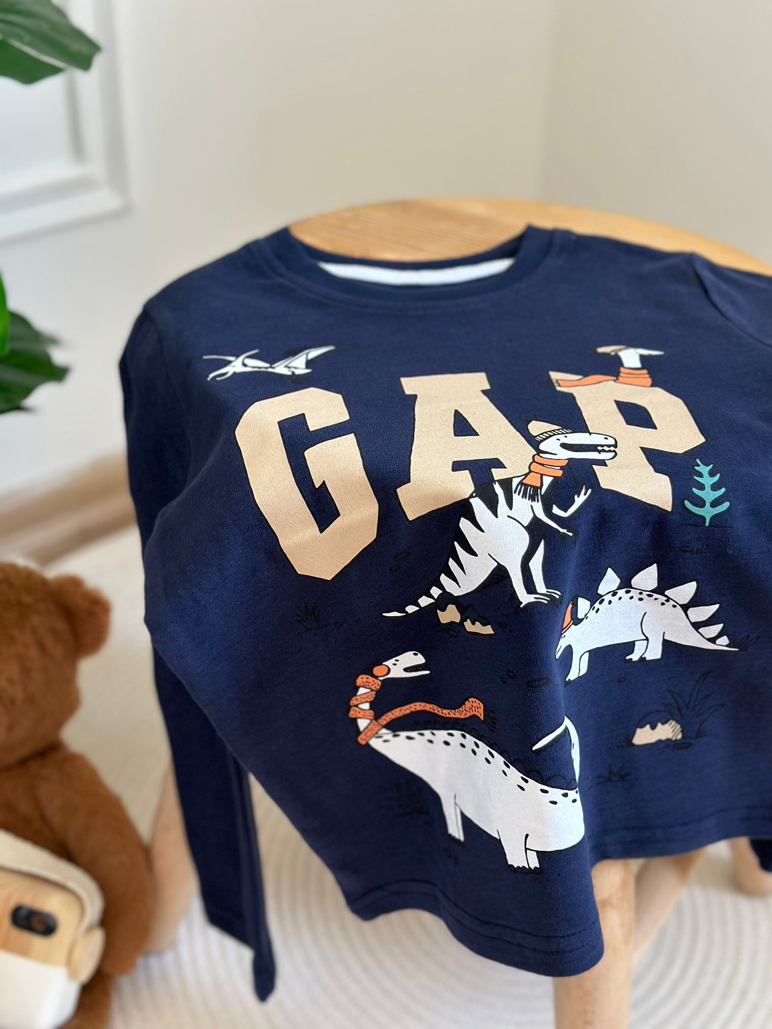Dinazor Baskılı Gap Uzun Kollu T-Shirt