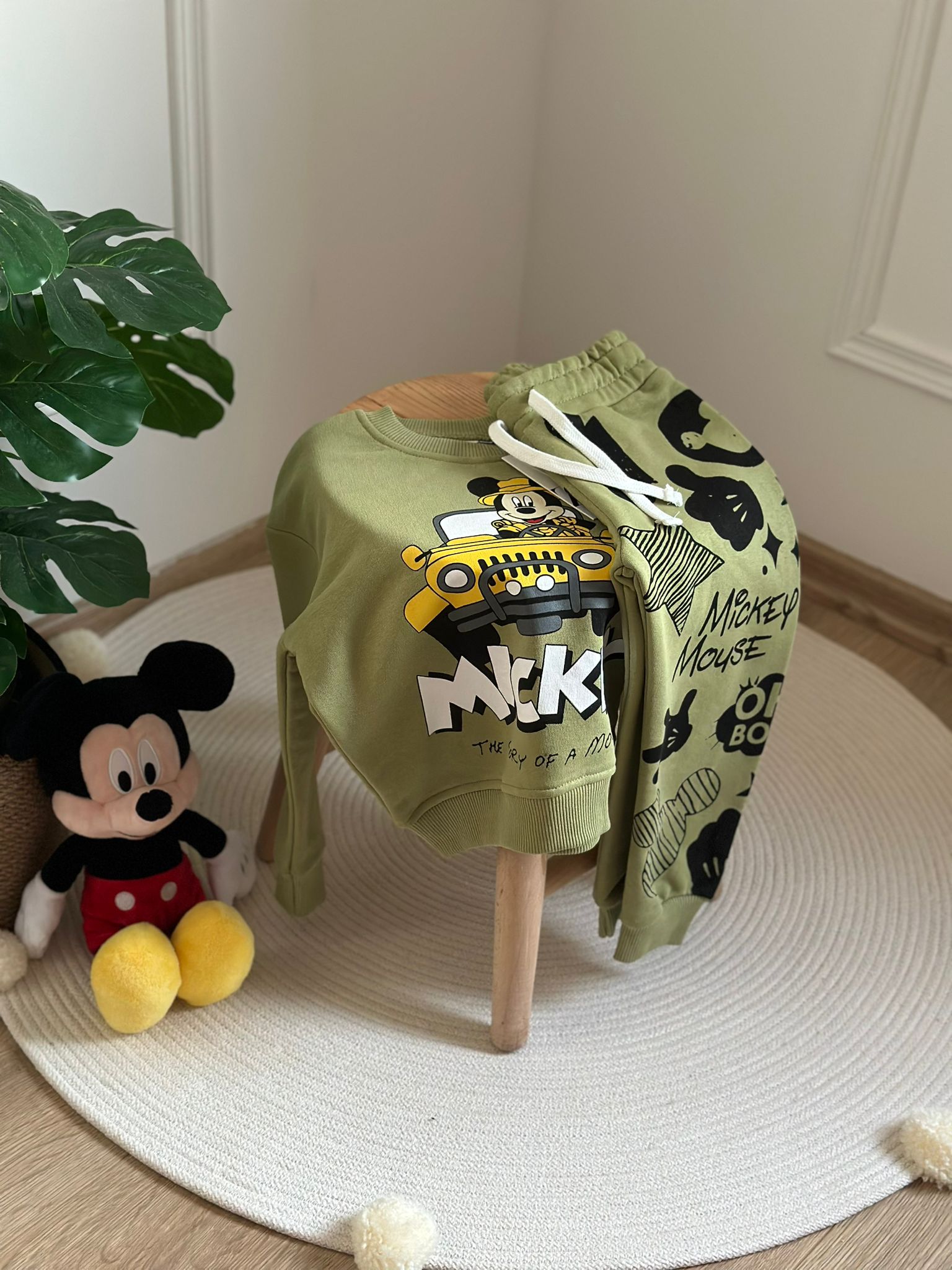 Mickey Mouse Baskılı Haki Eşofman Takımı