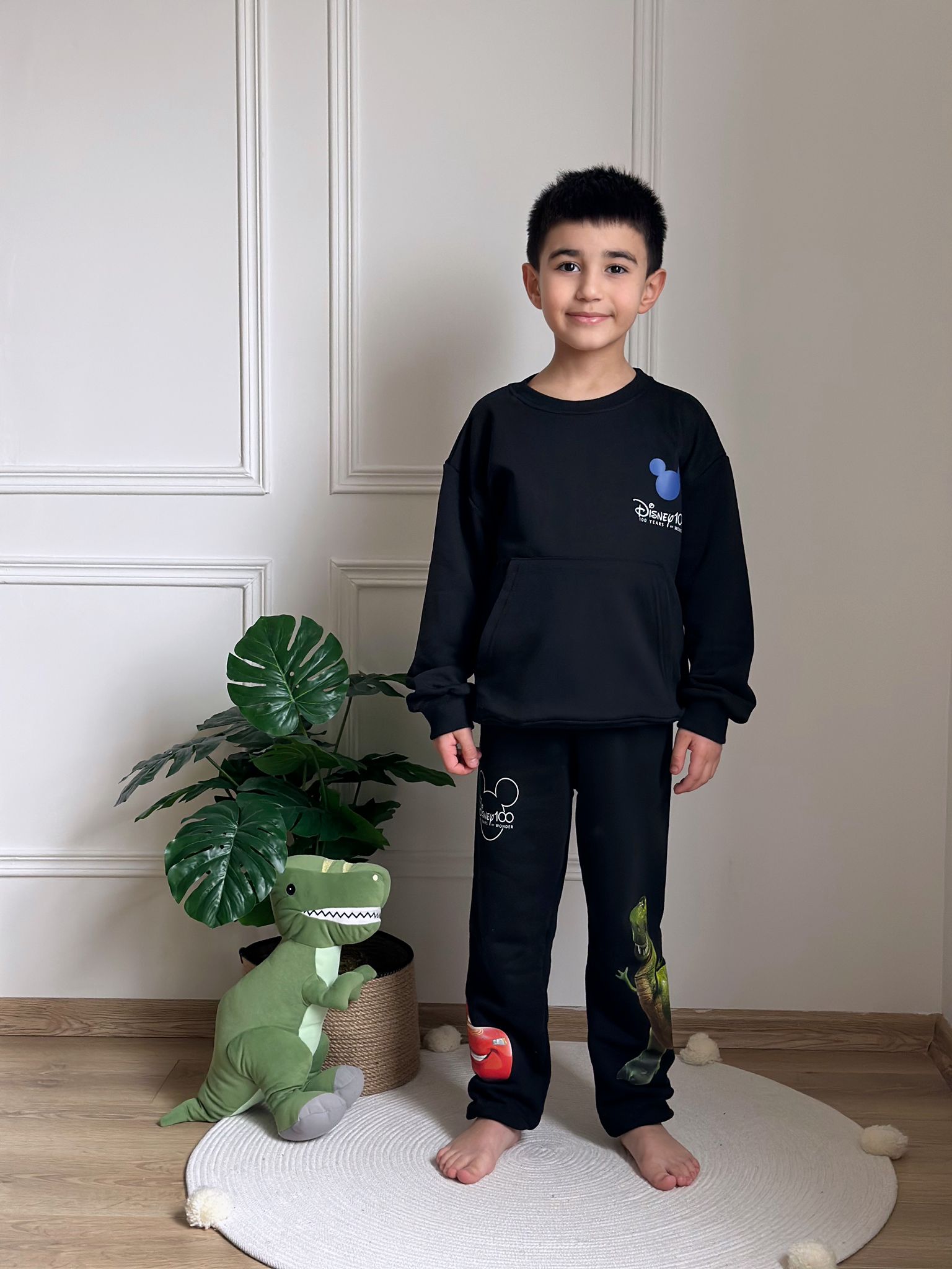 Sırt Detaylı Siyah Disney Mickey Mouse Eşofman Takımı