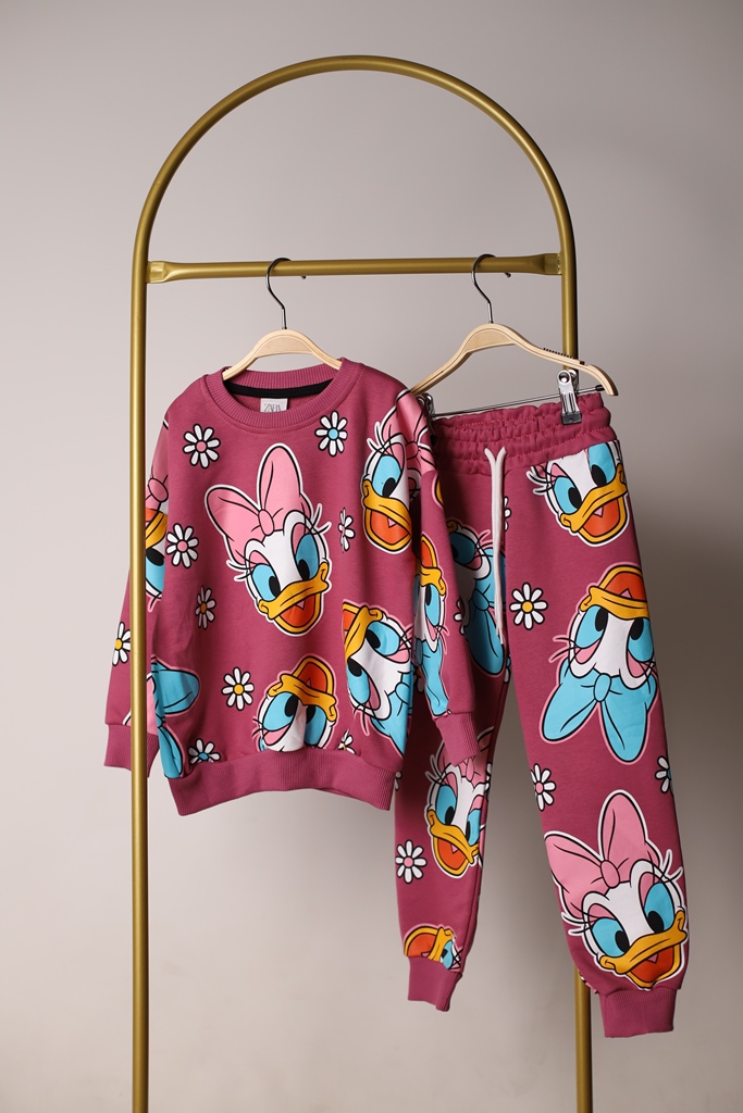 Koyu Pembe Daisy Duck Baskılı Eşofman Takımı