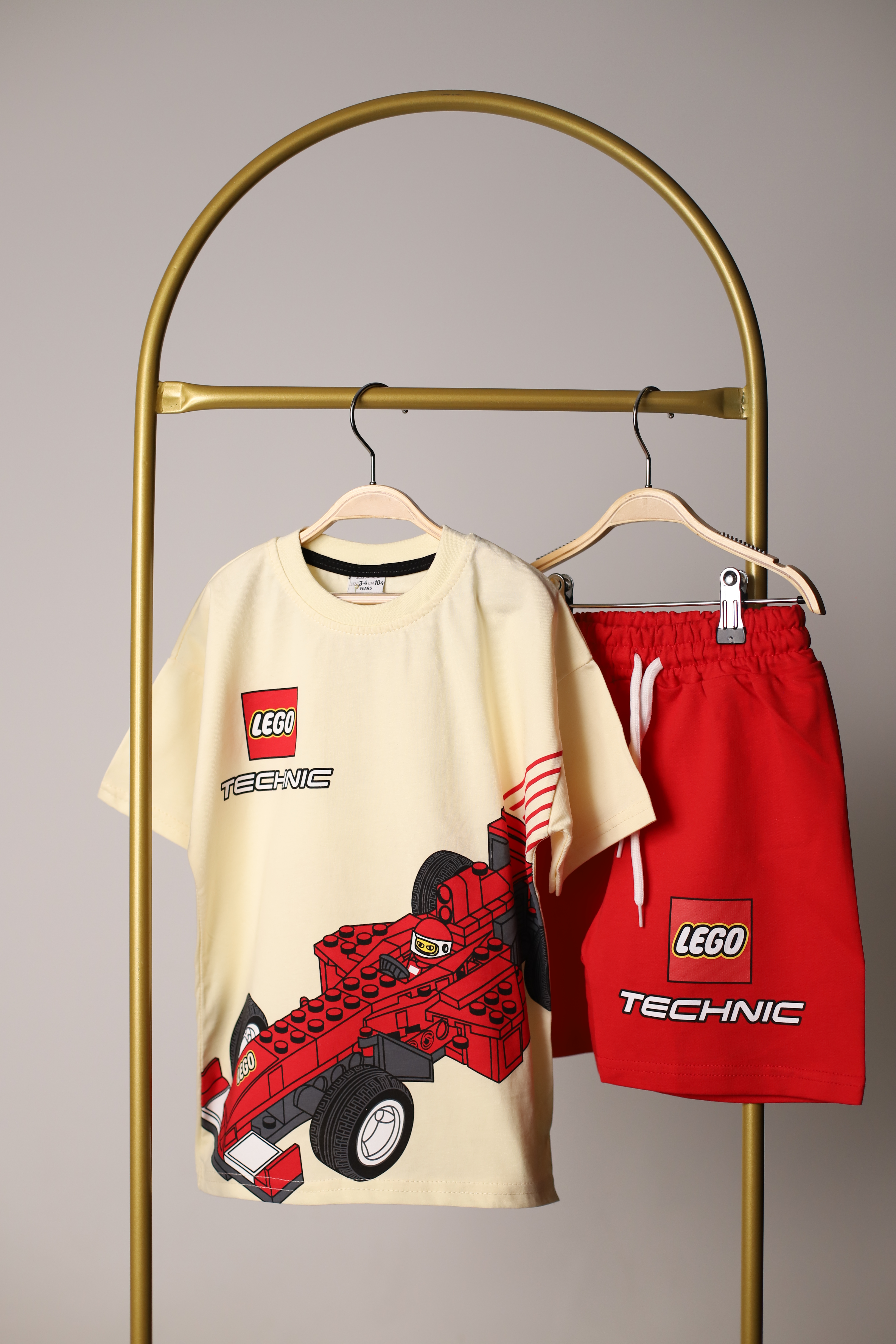 Lego Technic Sırt Baskılı Kırmızı Şortlu Takım