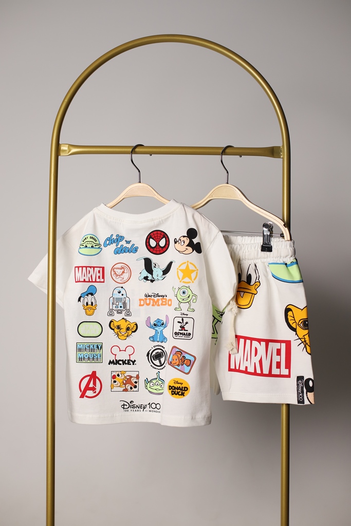 Disney of Wonders Baskılı Şortlu Takım