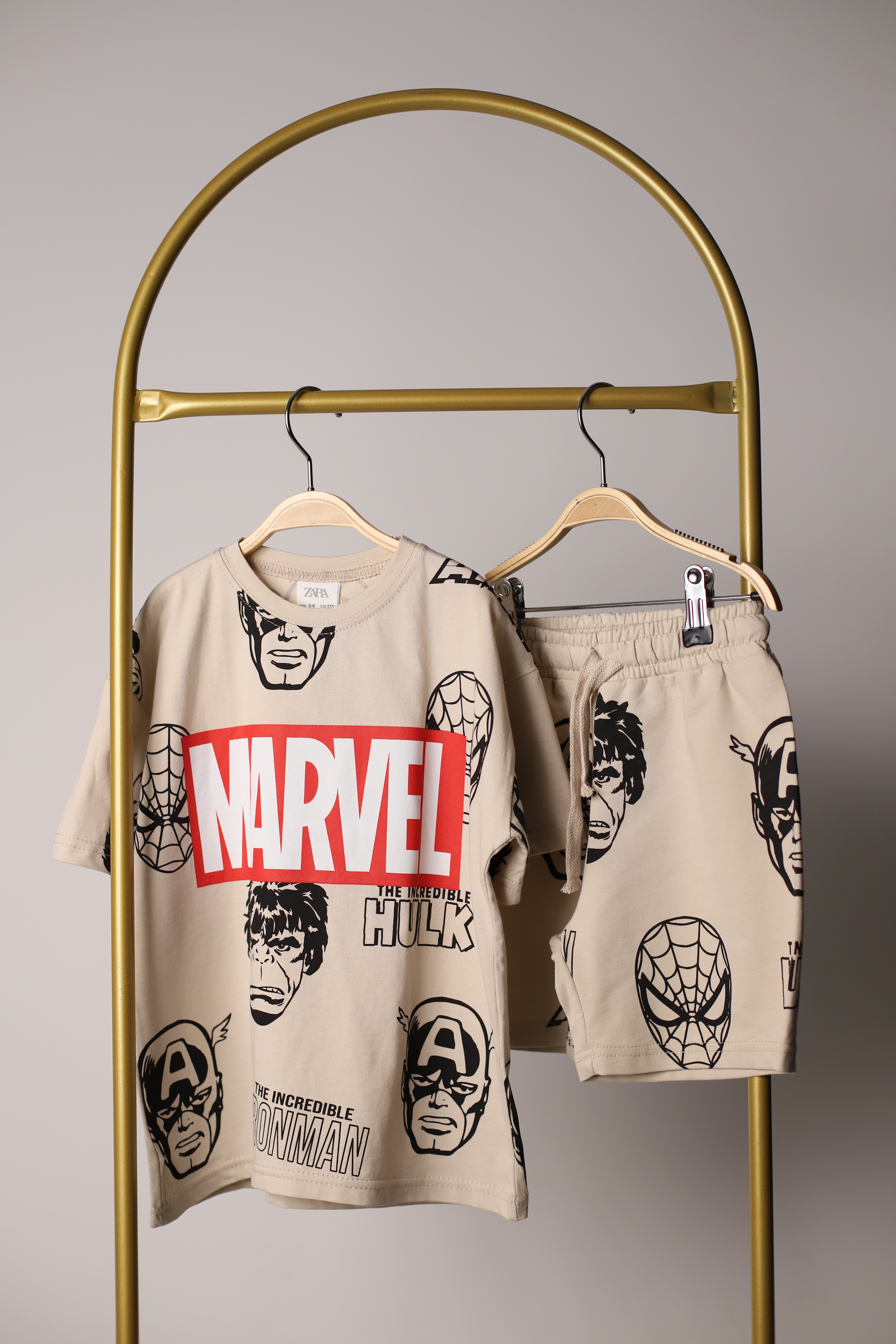 İronman ve Hulk Baskılı Marvel Şortlu Takım