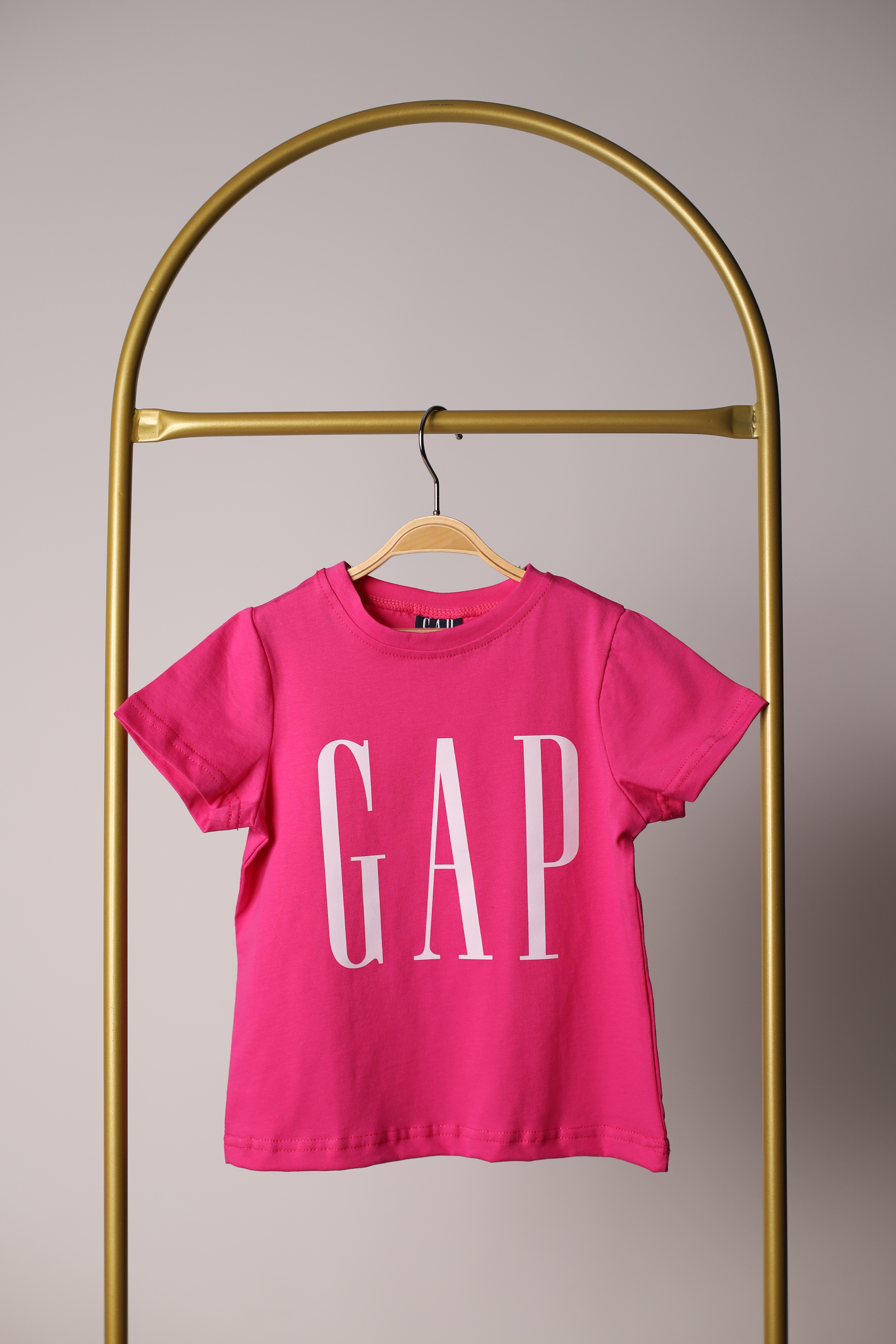 Pembe Gap Baskılı T-shirt