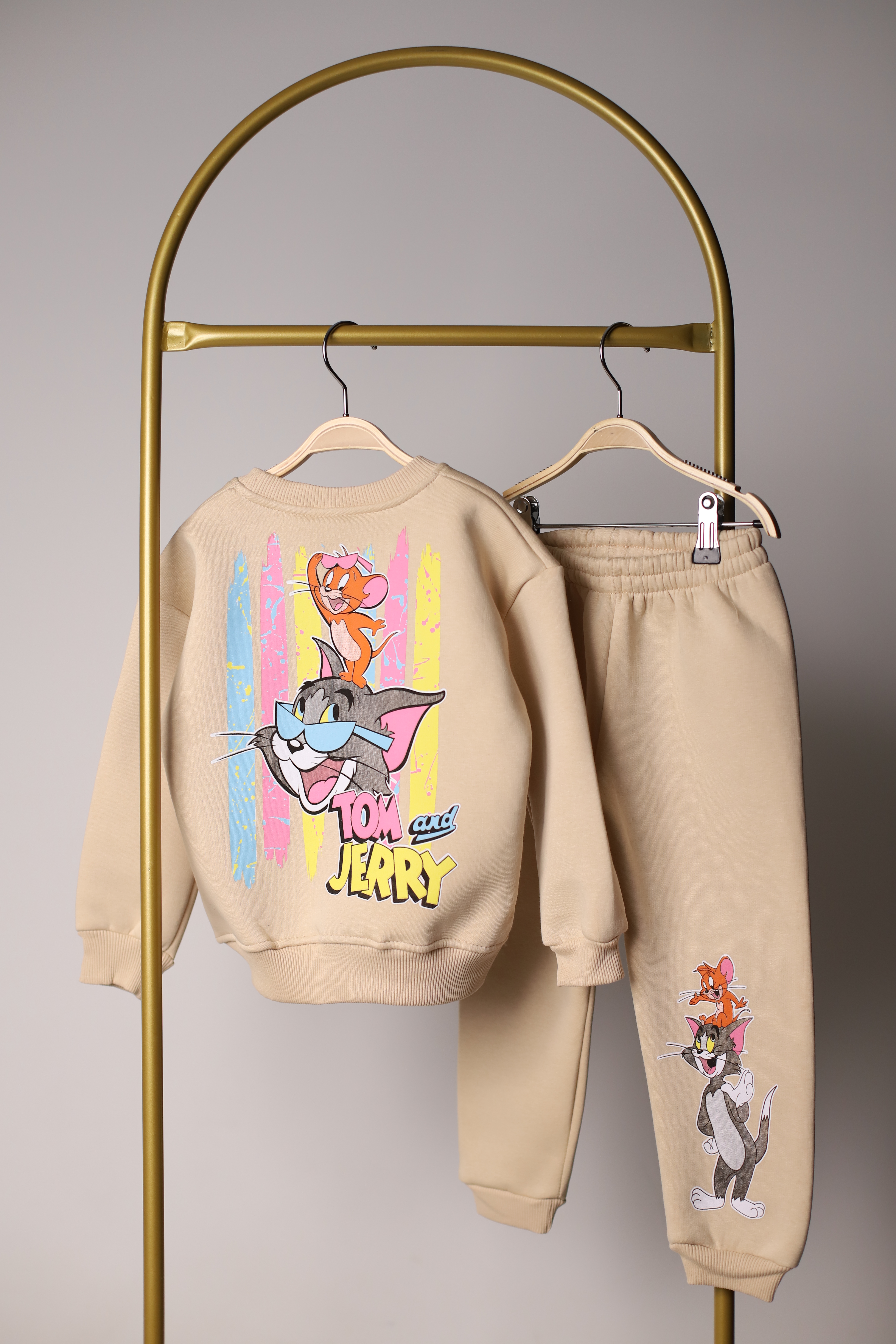 Renkli Tom ve Jerry Sırt Baskılı Gap Eşofman Takımı